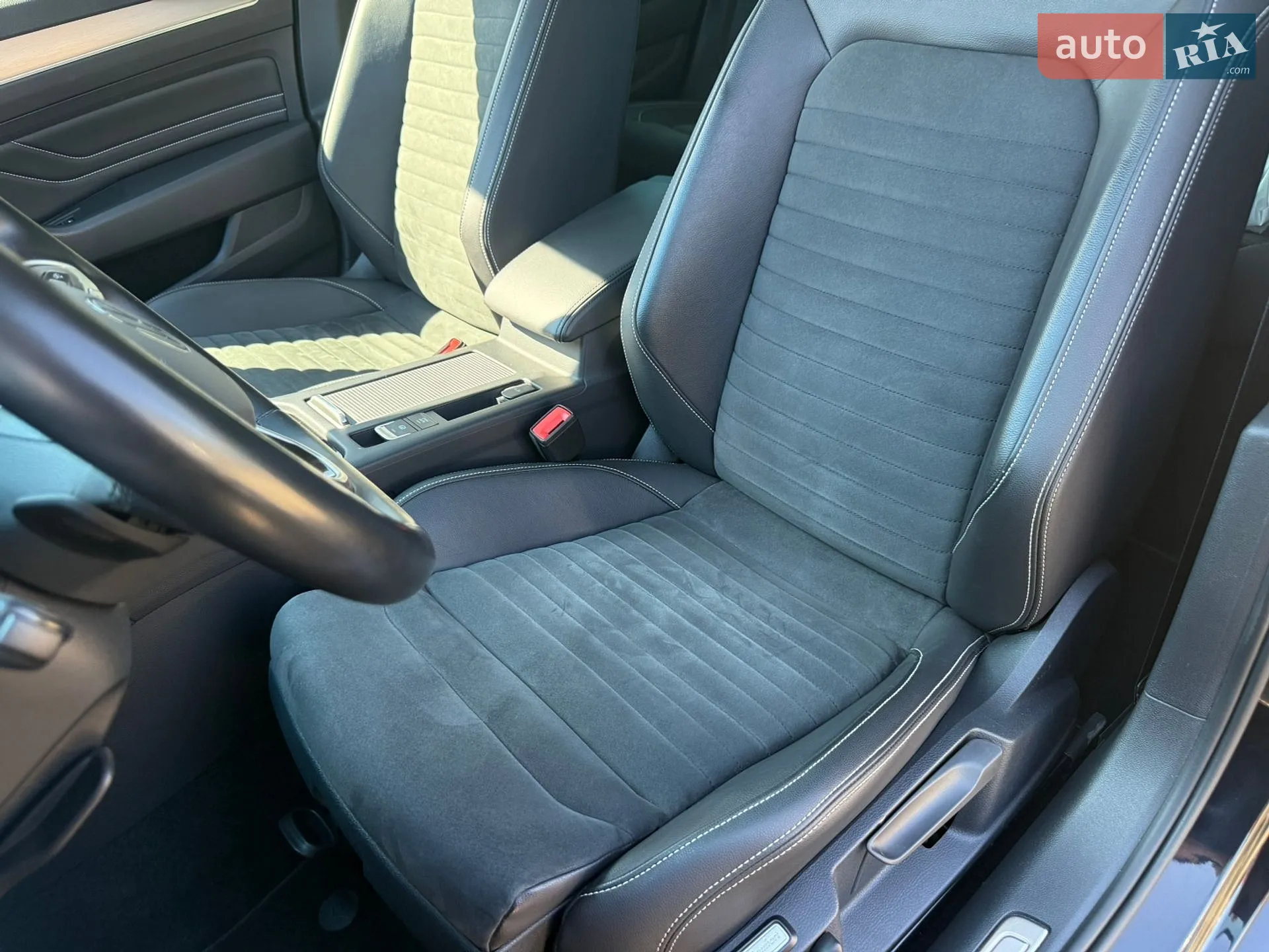 2022 Volkswagen Passat - мініатюра 21