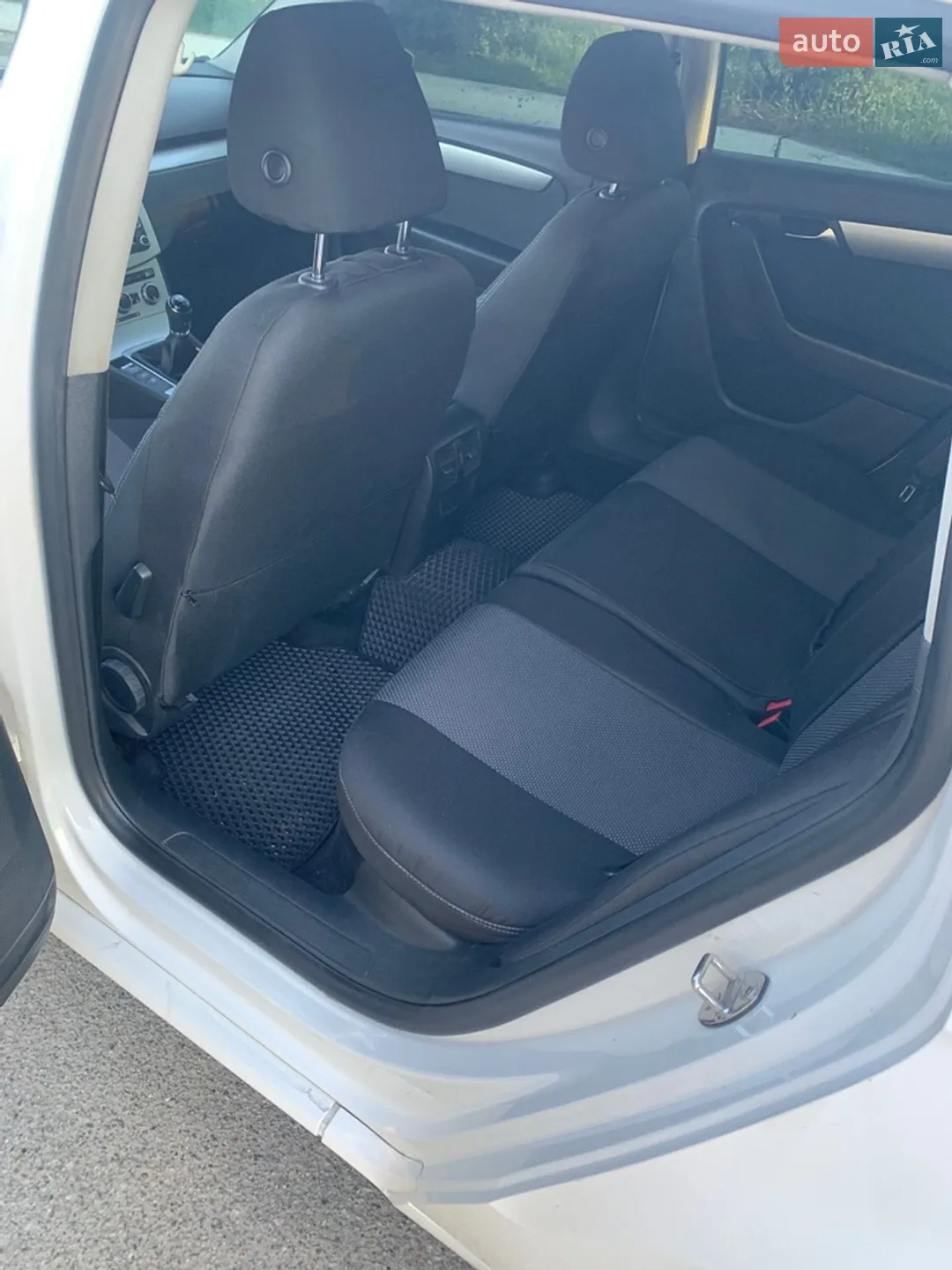 2013 Volkswagen Passat - мініатюра 17