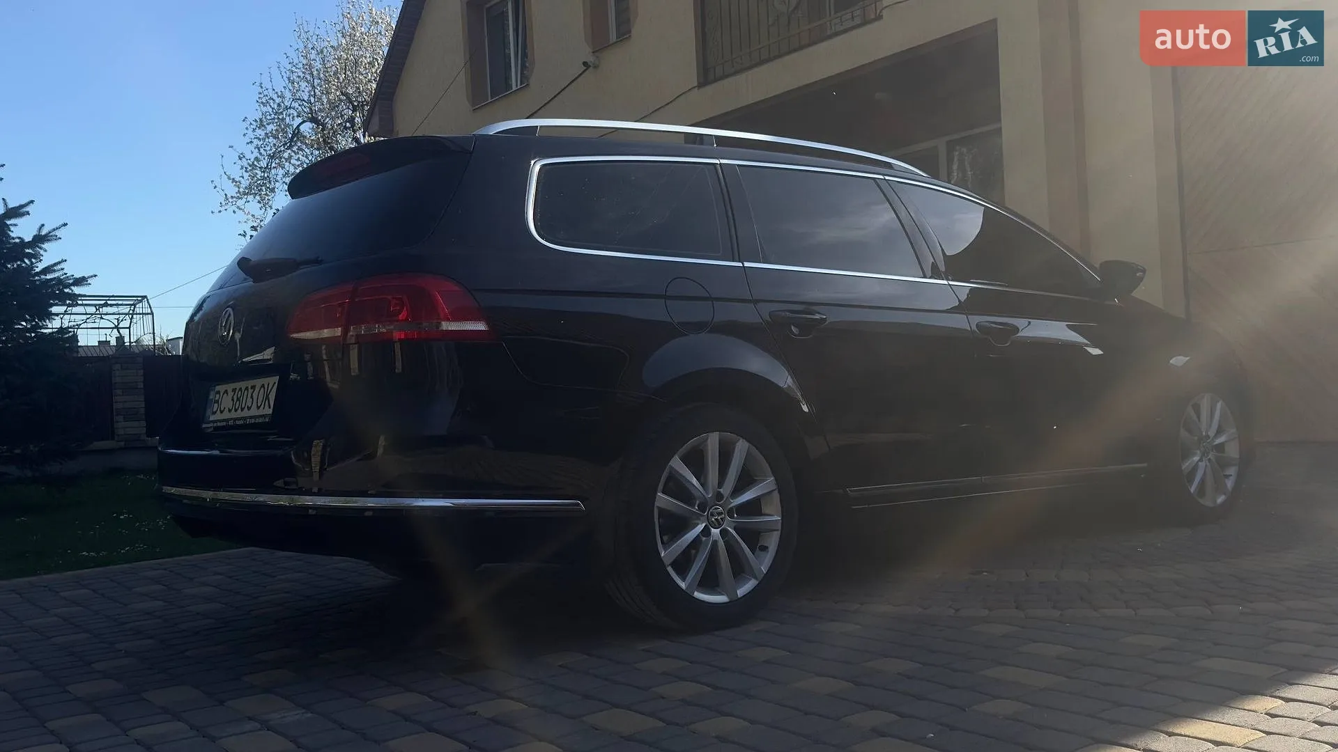 2010 Volkswagen Passat - мініатюра 5