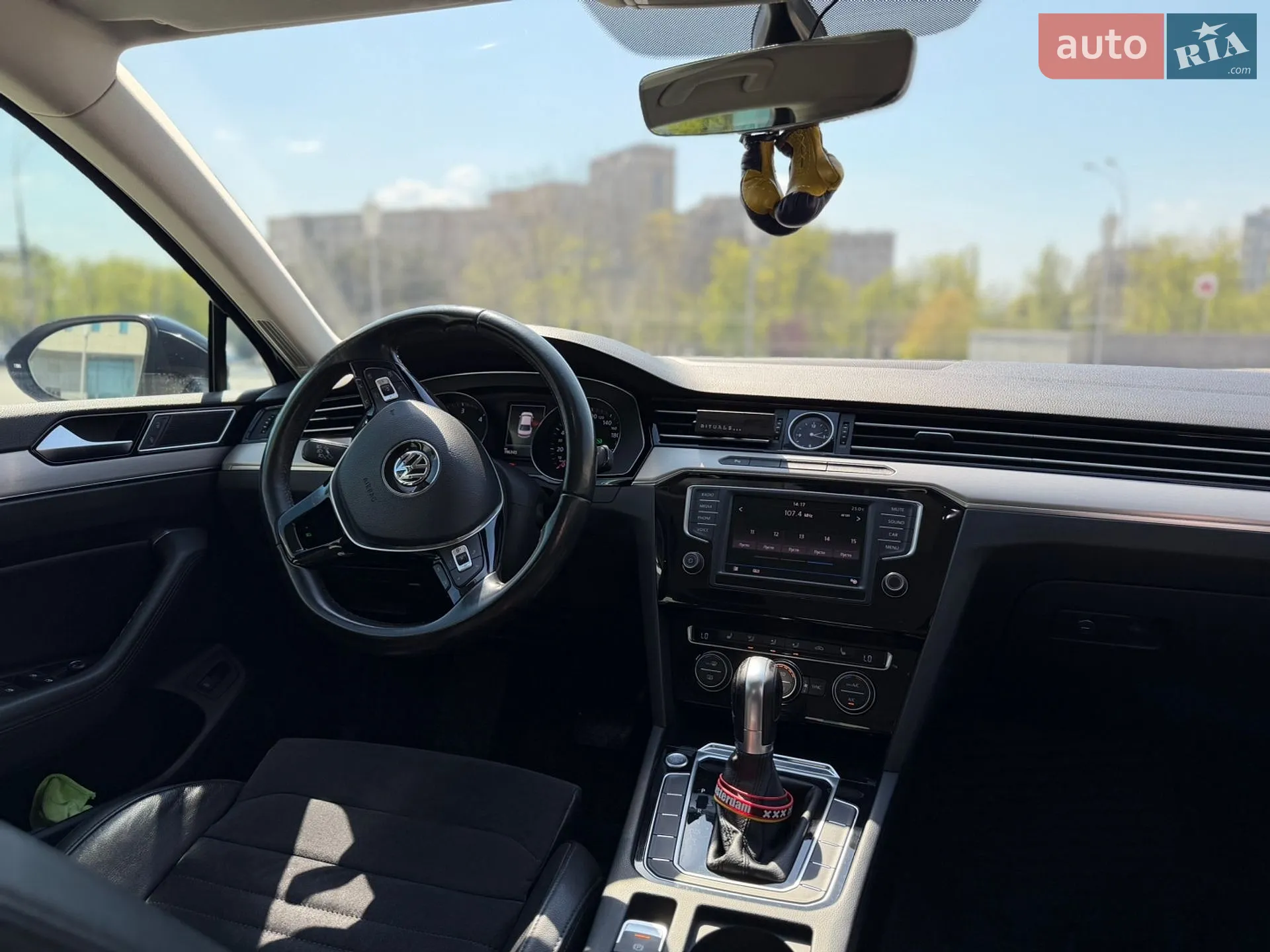 2017 Volkswagen Passat - мініатюра 14