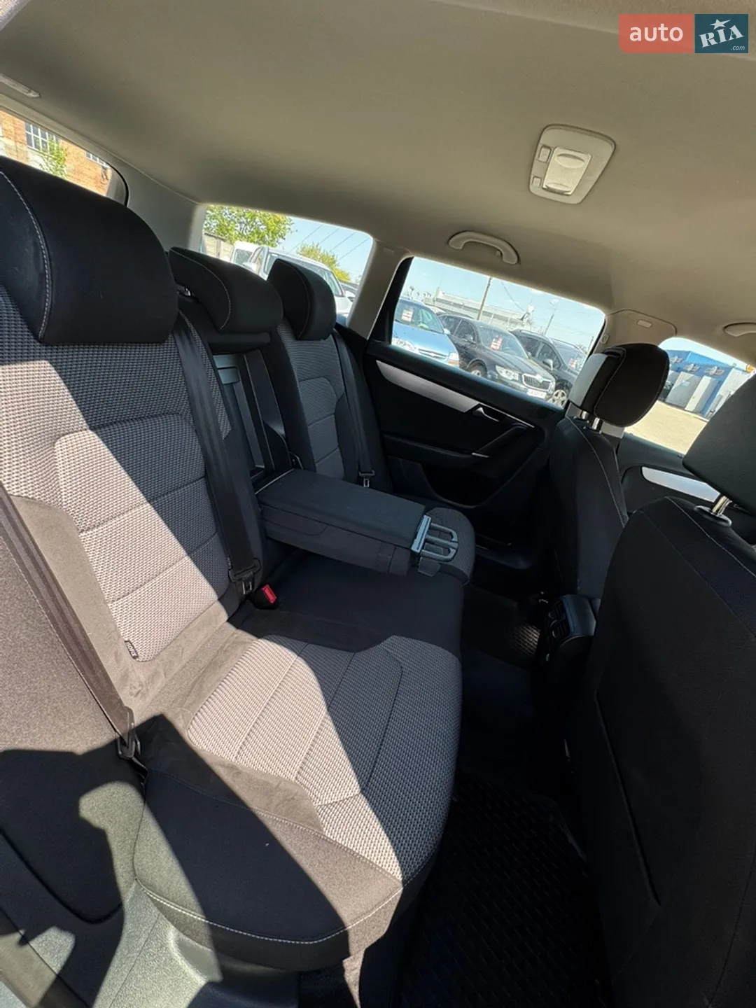 2012 Volkswagen Passat - мініатюра 13