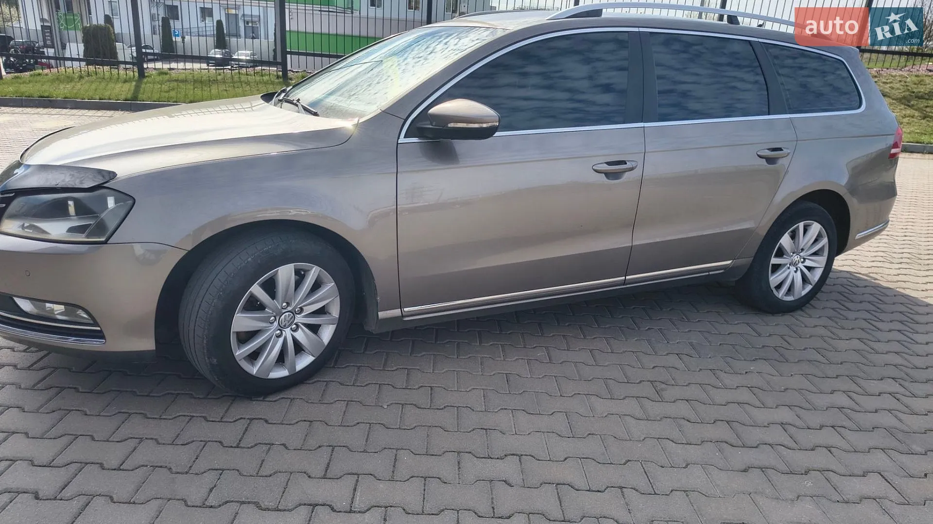 2011 Volkswagen Passat - мініатюра 10