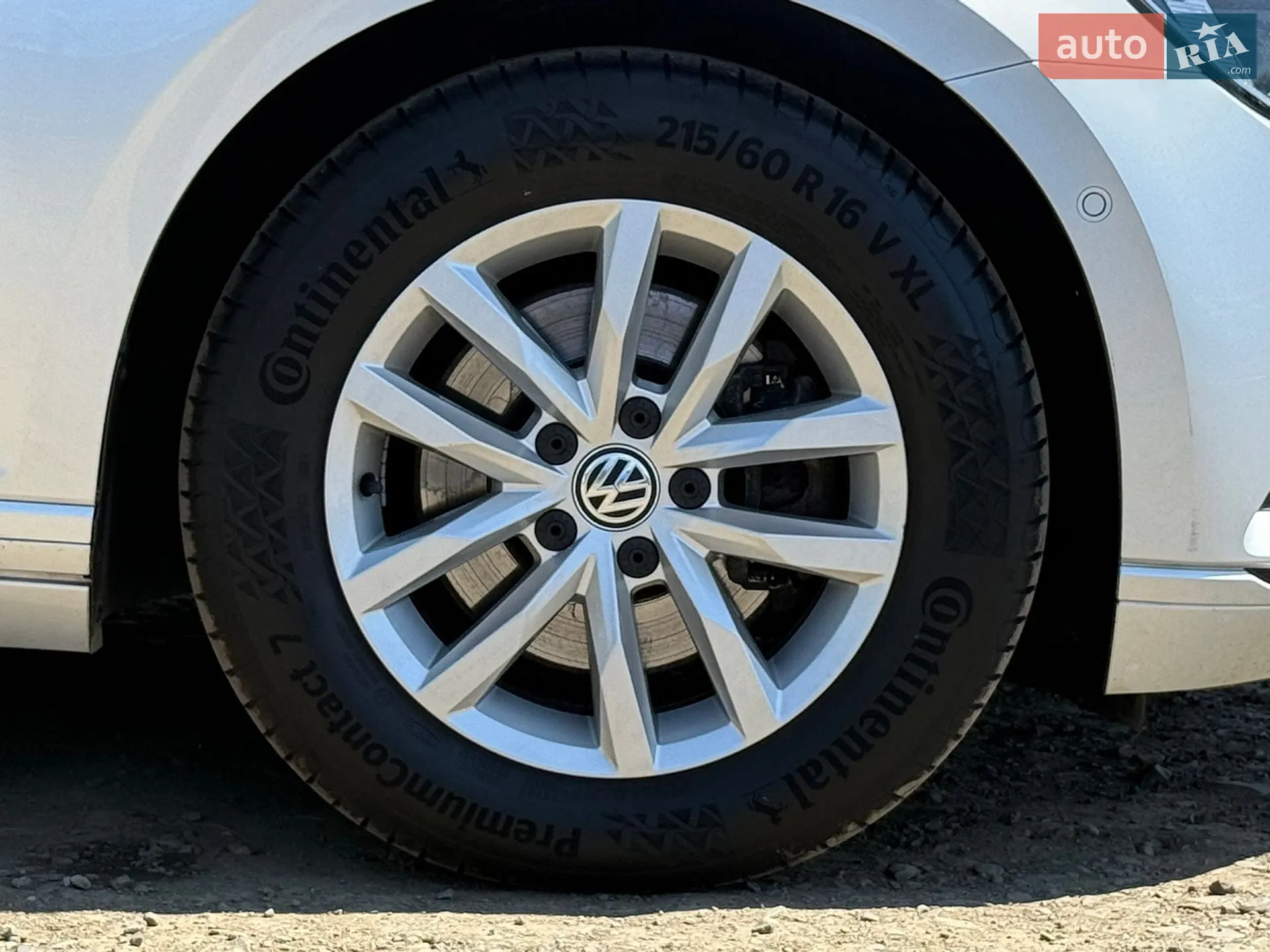 2019 Volkswagen Passat - мініатюра 16