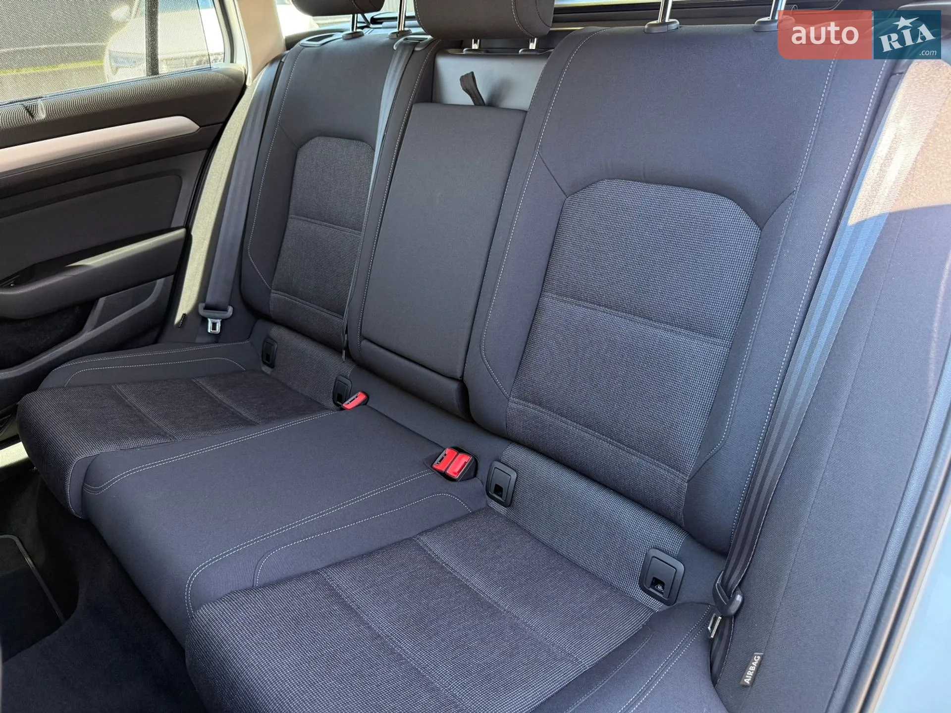 2019 Volkswagen Passat - мініатюра 27