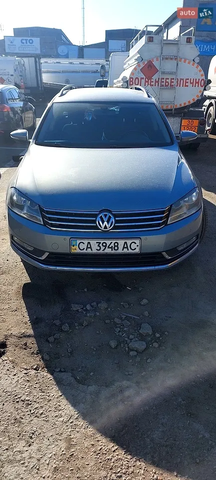 2012 Volkswagen Passat - мініатюра 23
