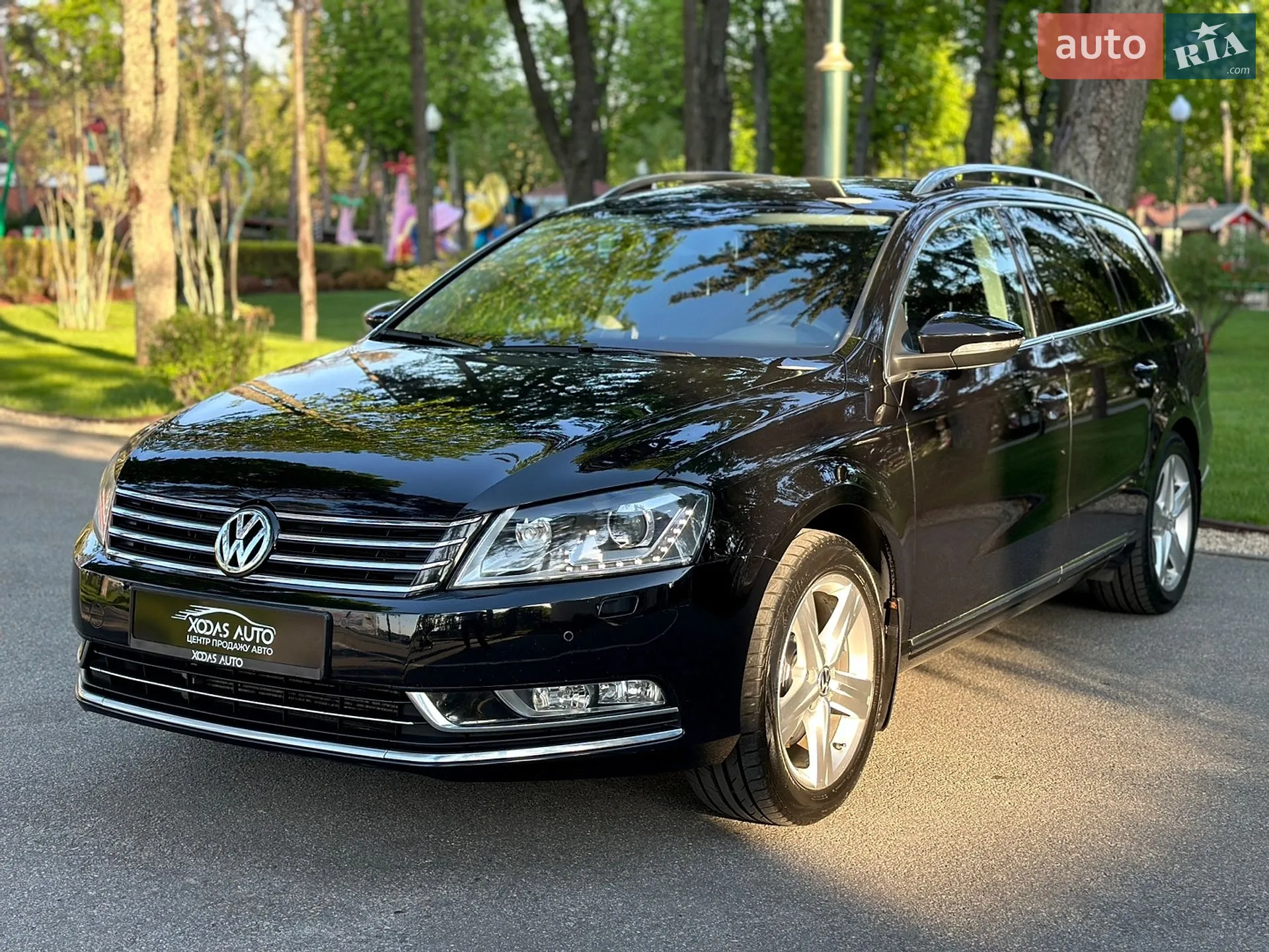 2011 Volkswagen Passat - мініатюра 2