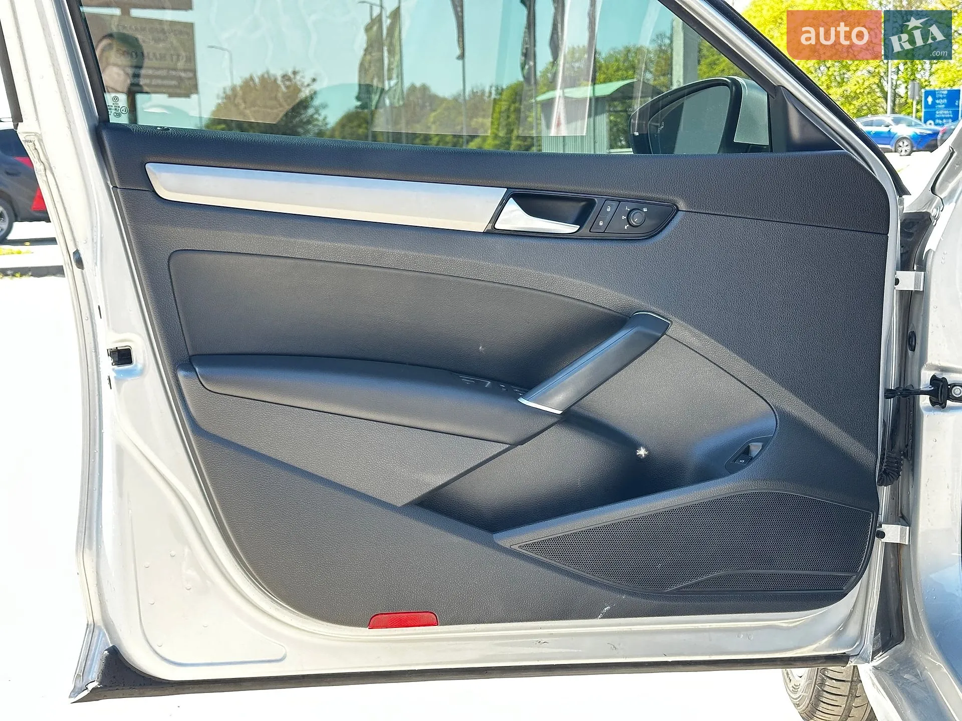2020 Volkswagen Passat - мініатюра 25