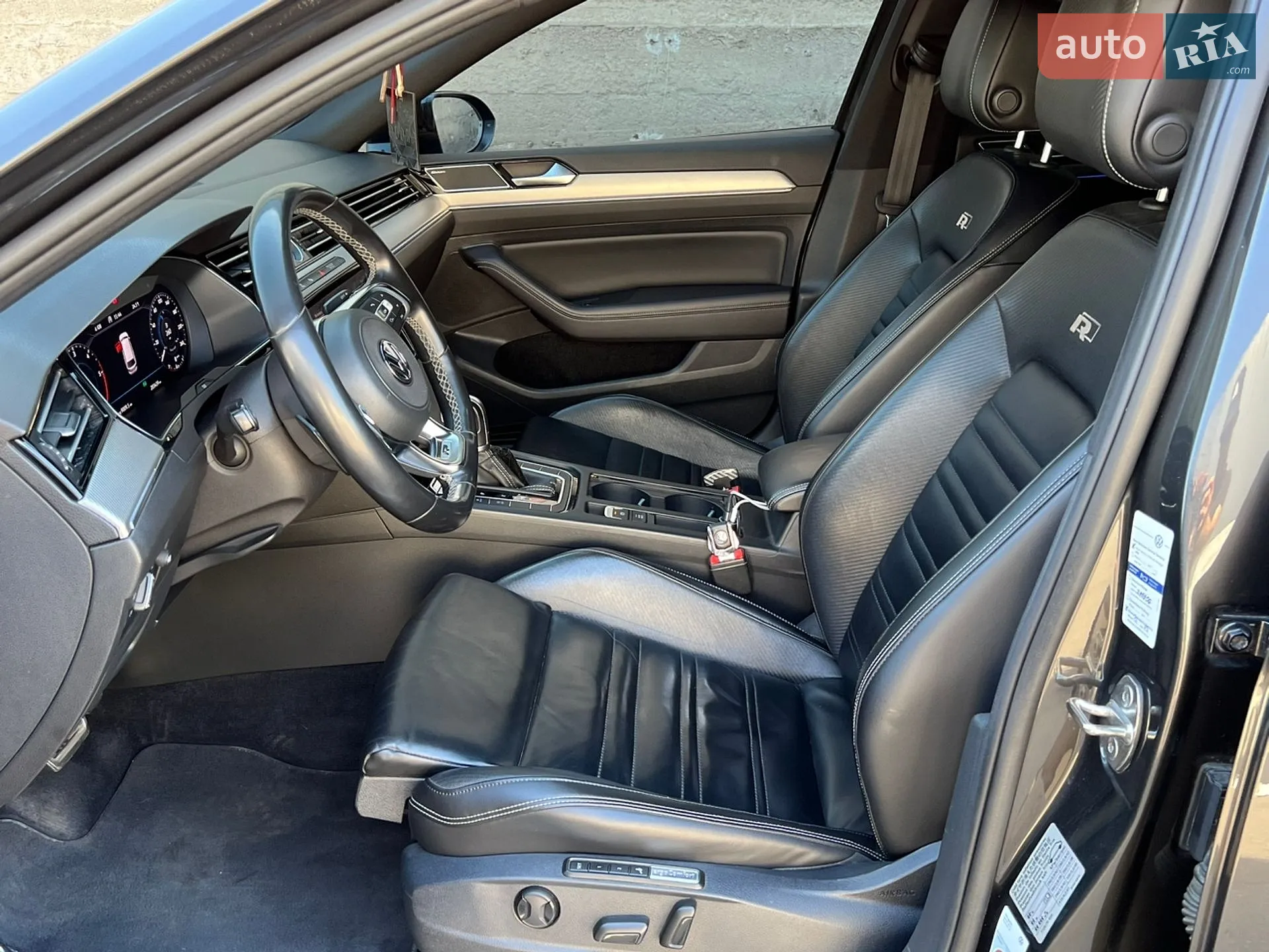 2018 Volkswagen Passat - мініатюра 24