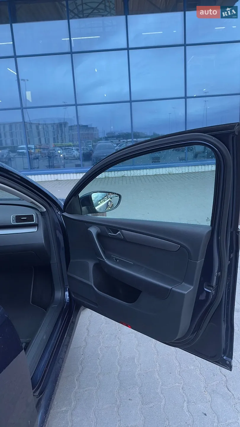 2011 Volkswagen Passat - мініатюра 14
