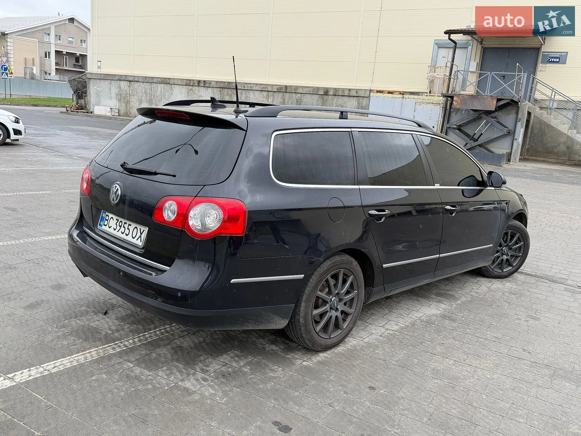 2010 Volkswagen Passat - мініатюра 17