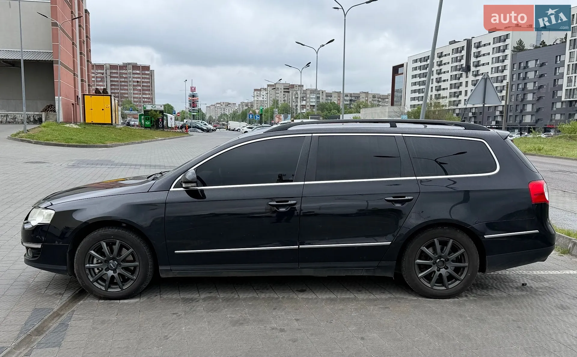 2010 Volkswagen Passat - мініатюра 35