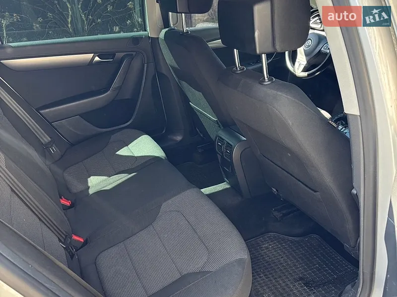 Volkswagen Passat 2014 VIN WVWZZZ3CZFE055173 фото оголошення 7 з 47