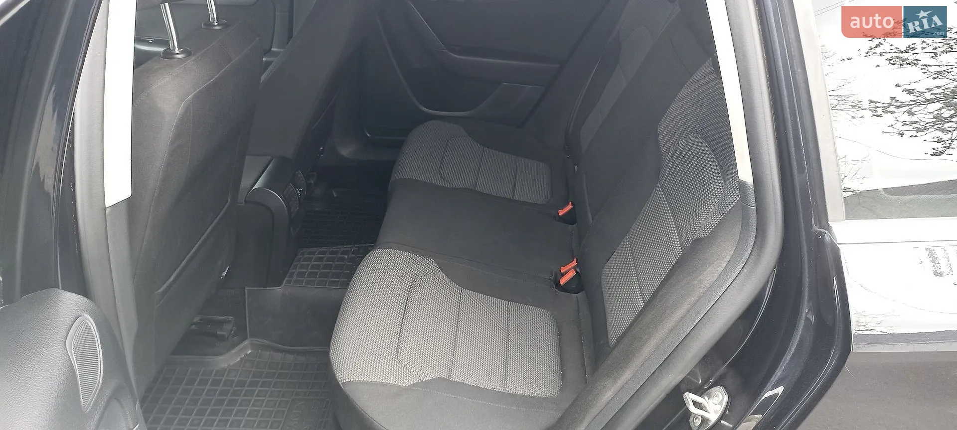 2011 Volkswagen Passat - мініатюра 24