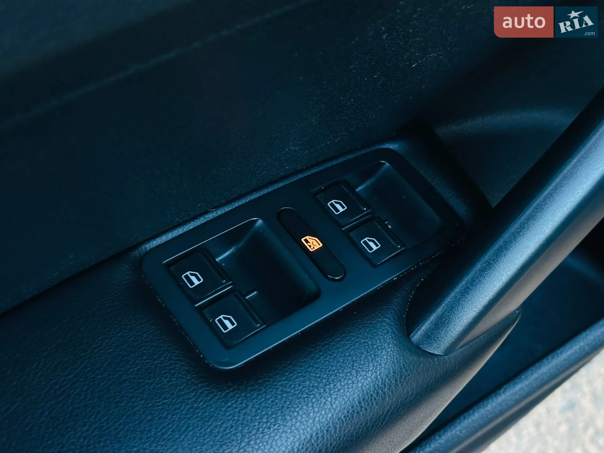 2015 Volkswagen Passat - мініатюра 25