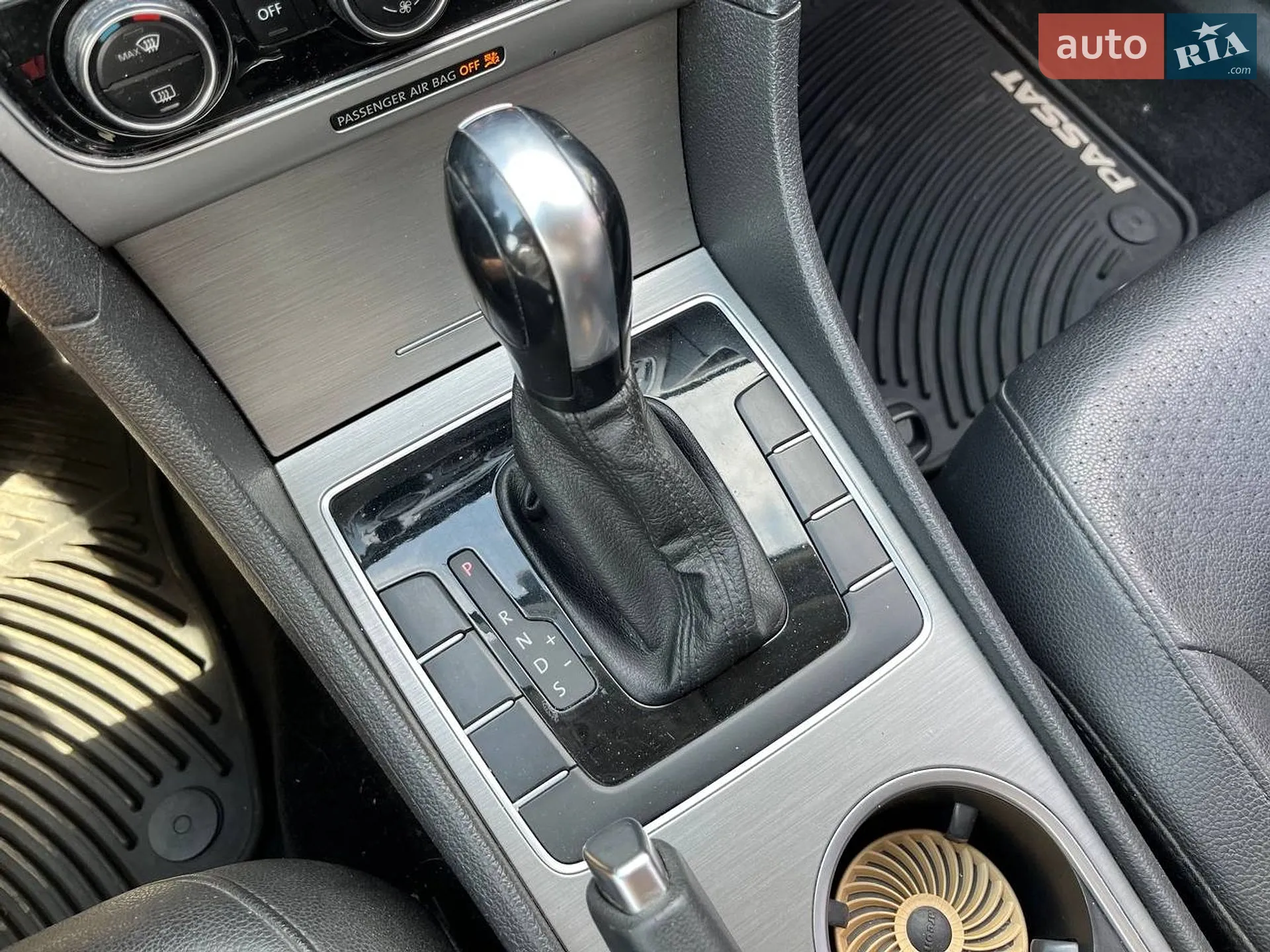 2015 Volkswagen Passat - мініатюра 28