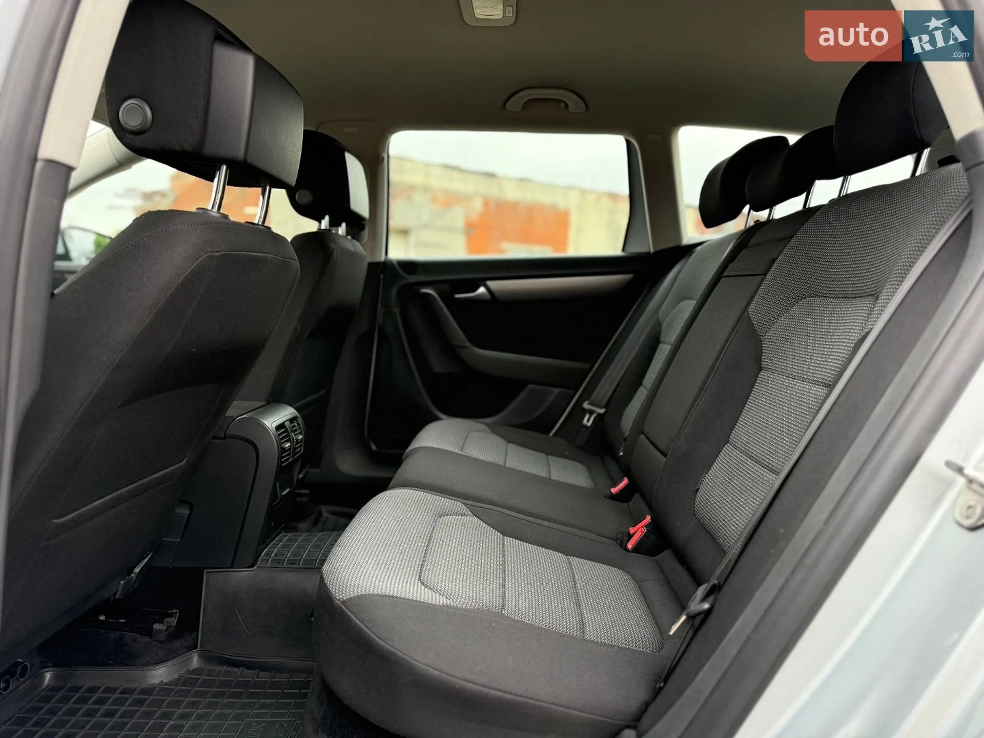 2013 Volkswagen Passat - мініатюра 9