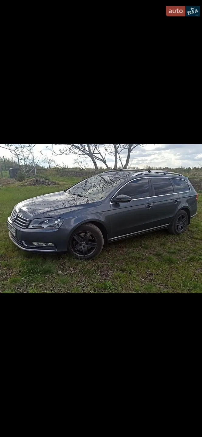 2011 Volkswagen Passat - мініатюра 5