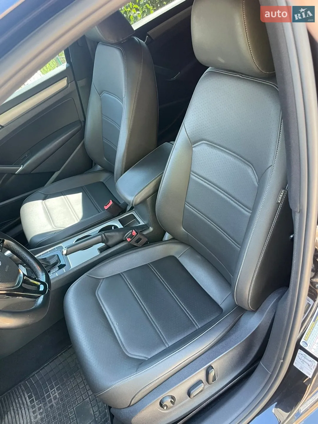 2020 Volkswagen Passat - мініатюра 17