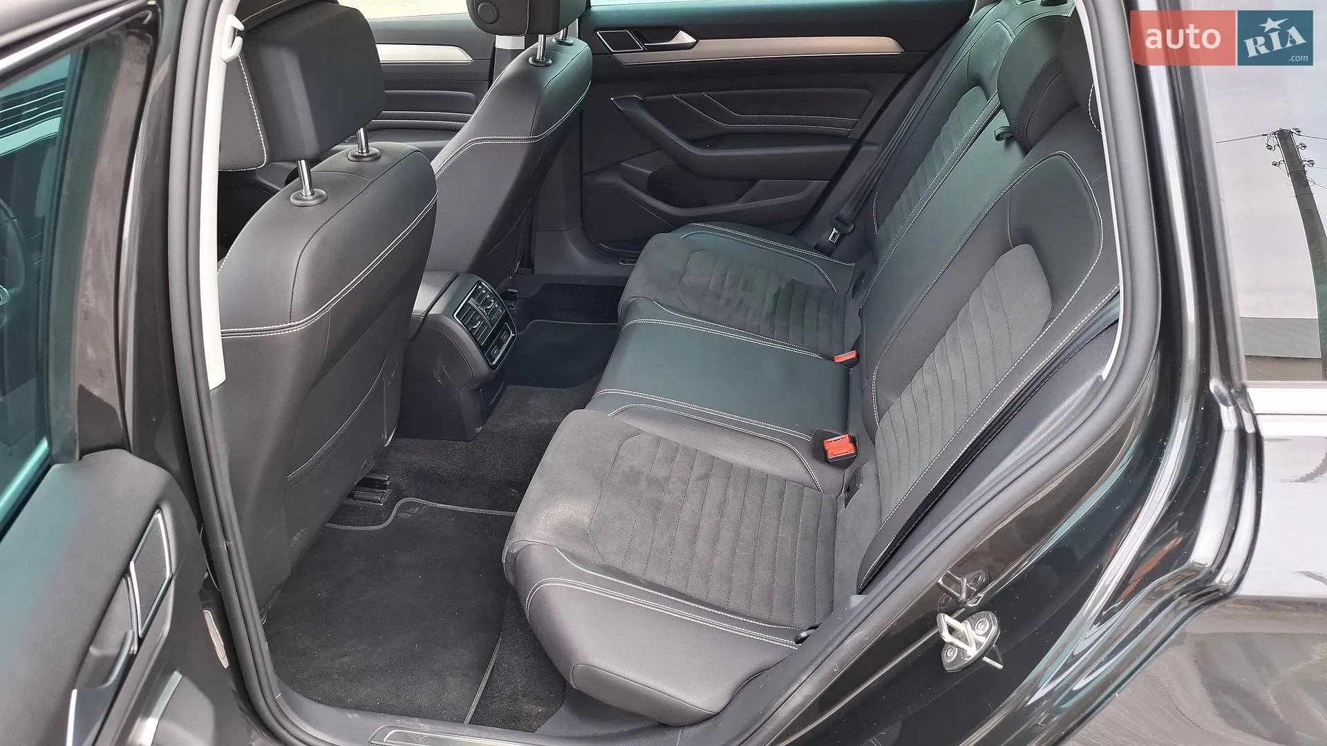 2021 Volkswagen Passat - мініатюра 14