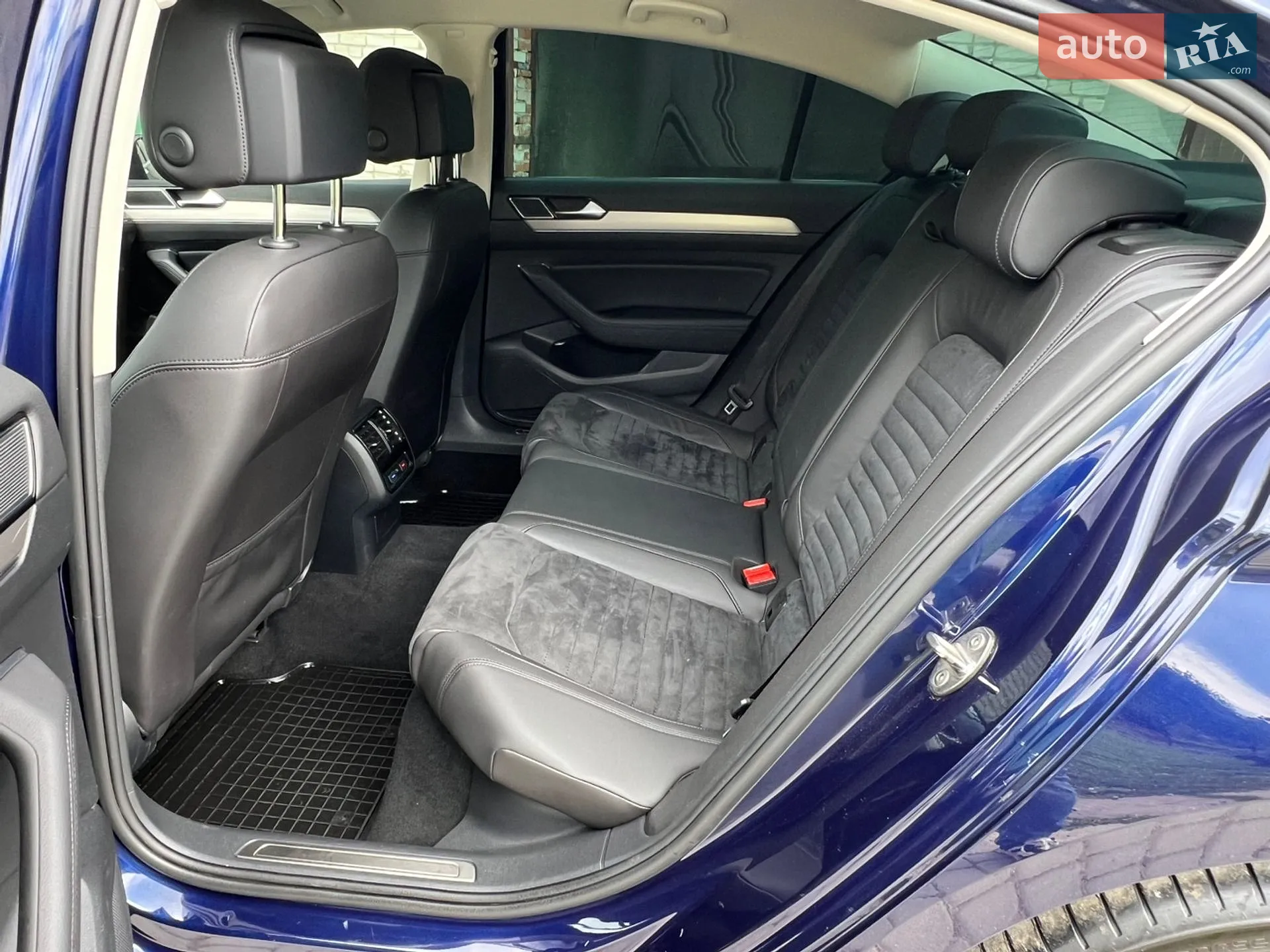 2019 Volkswagen Passat - мініатюра 32