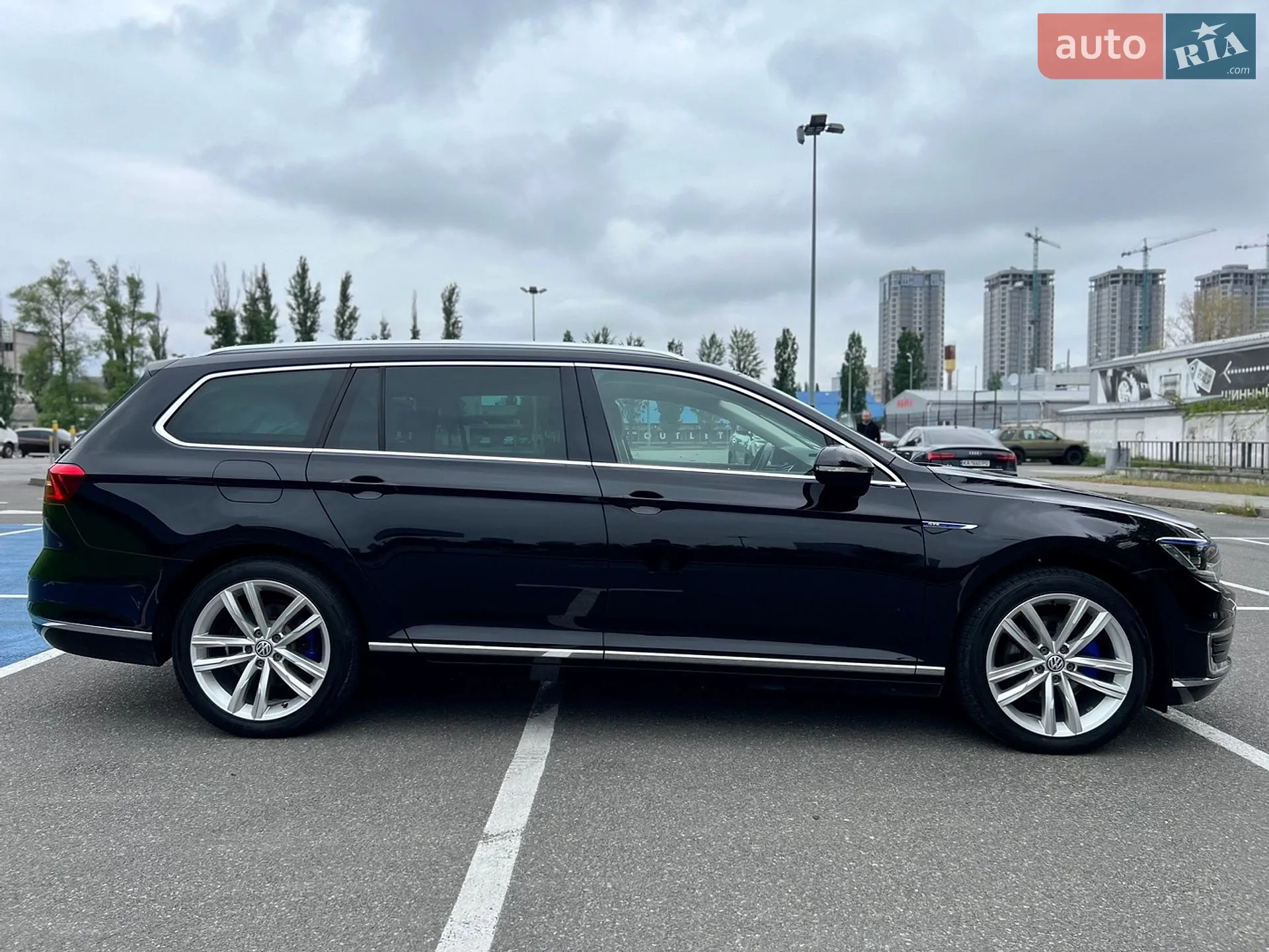 2017 Volkswagen Passat - мініатюра 9