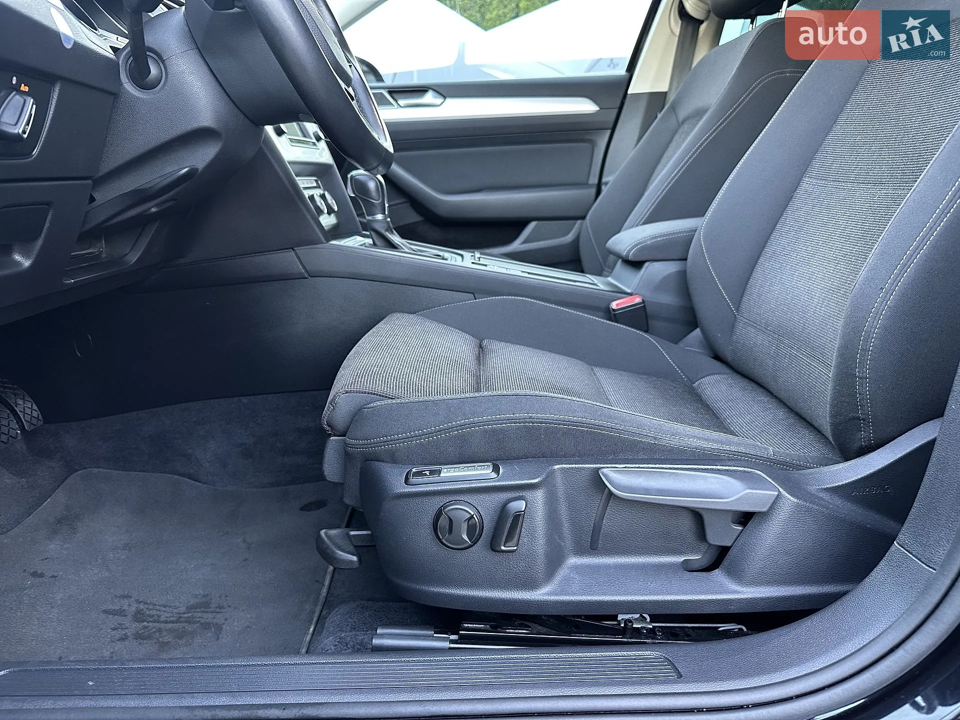 2016 Volkswagen Passat - мініатюра 54