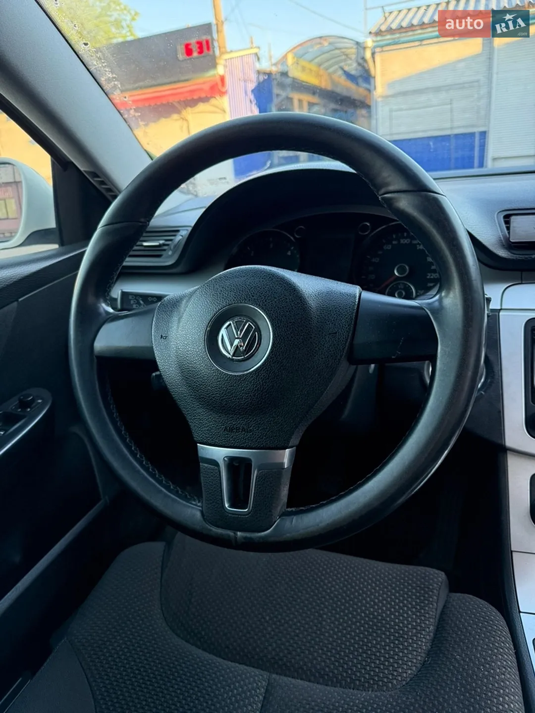 2010 Volkswagen Passat - мініатюра 13
