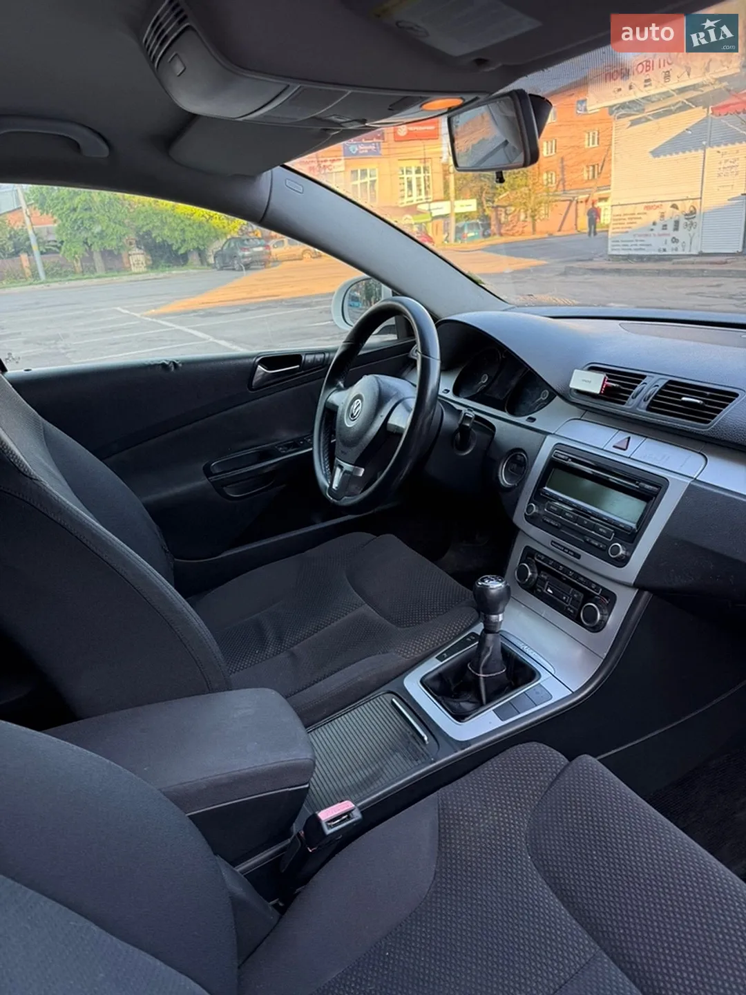 2010 Volkswagen Passat - мініатюра 18