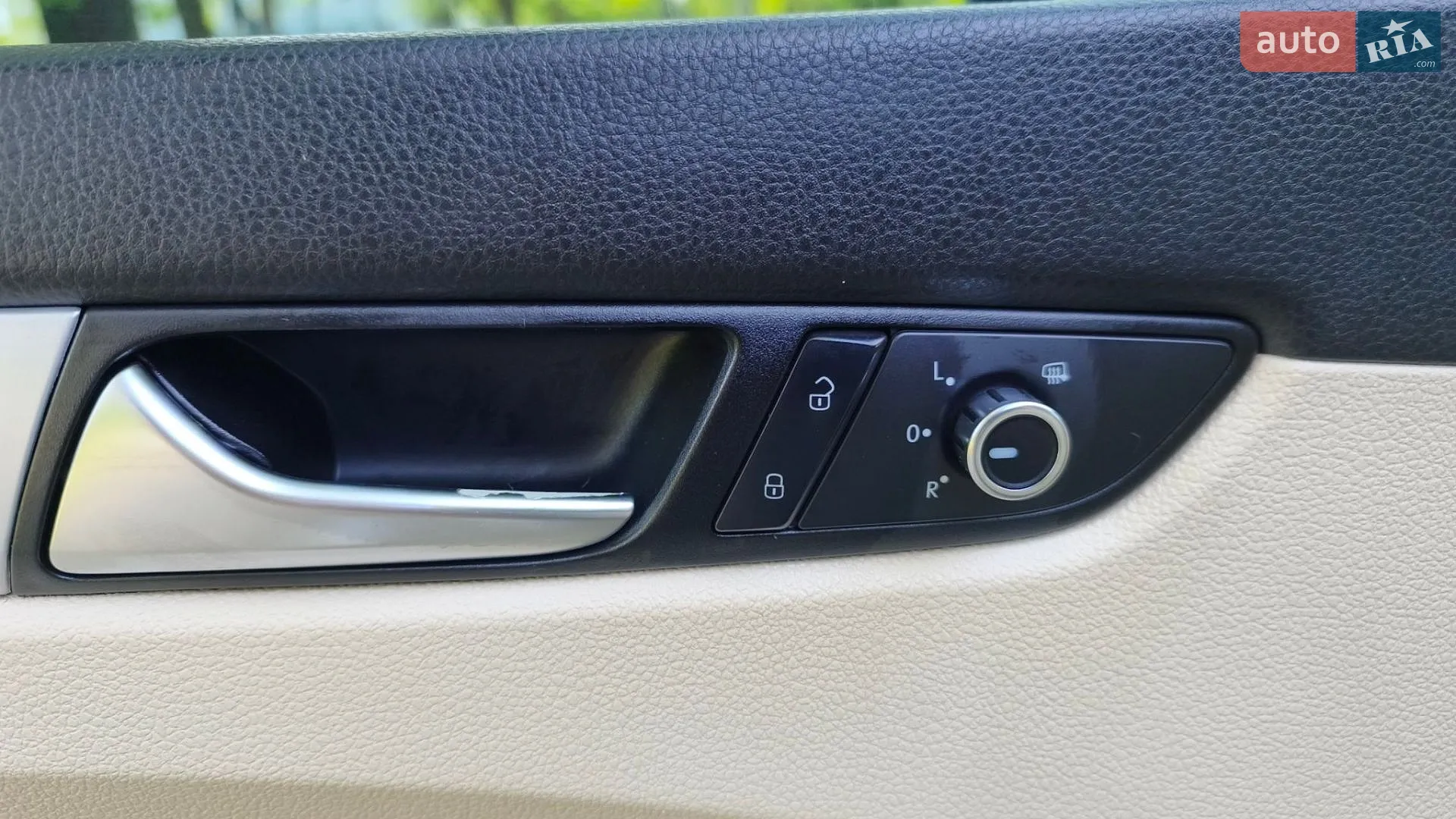 2011 Volkswagen Passat - мініатюра 27
