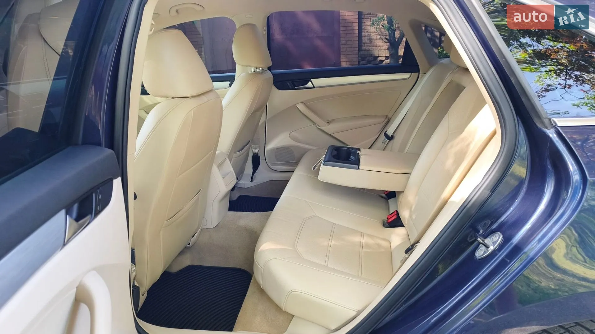 2011 Volkswagen Passat - мініатюра 43