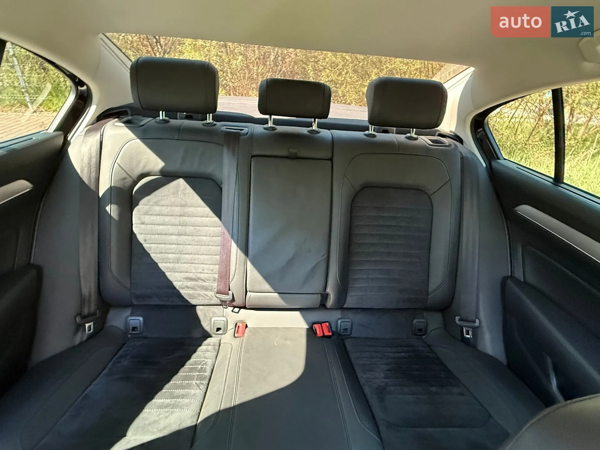 2019 Volkswagen Passat - мініатюра 21