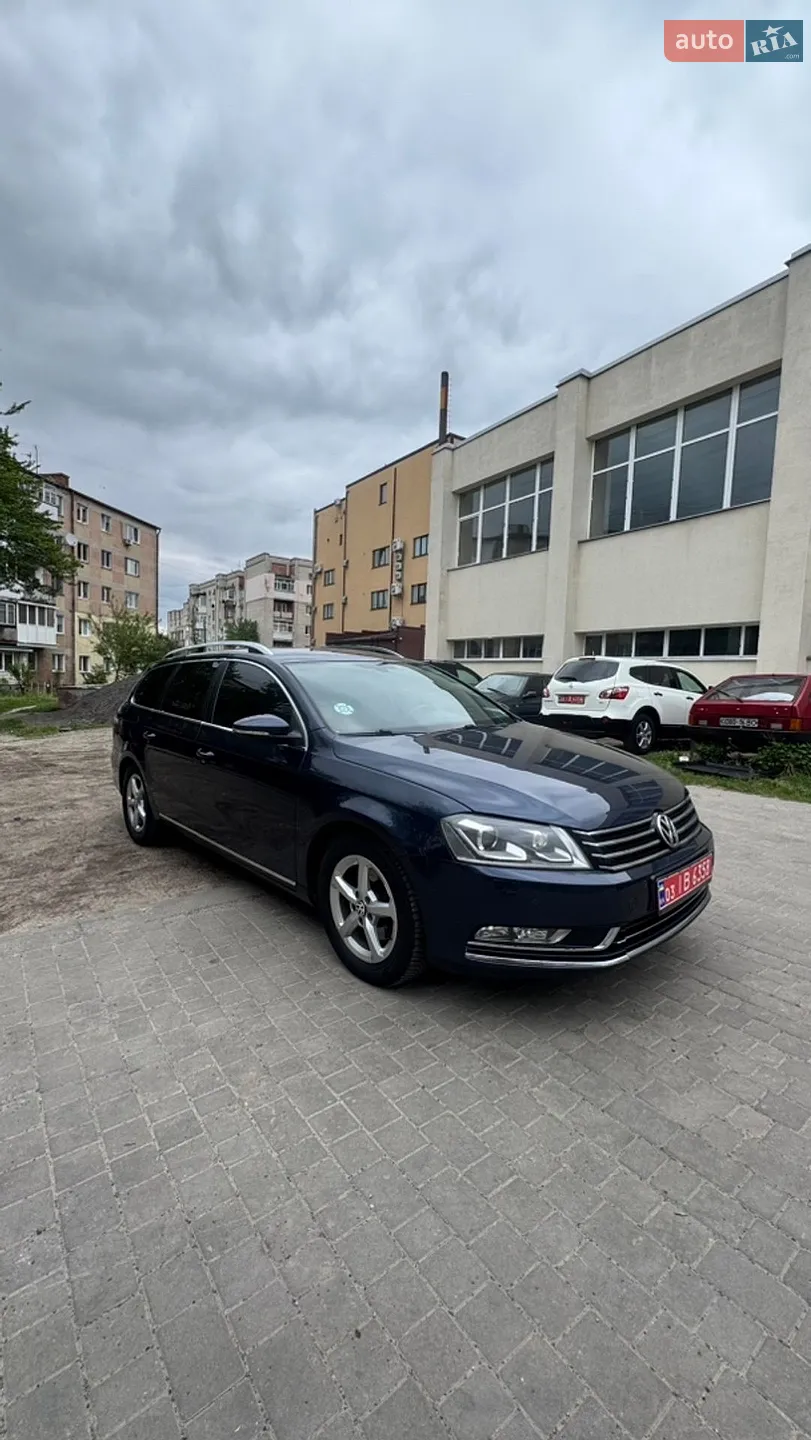 2012 Volkswagen Passat - мініатюра 3