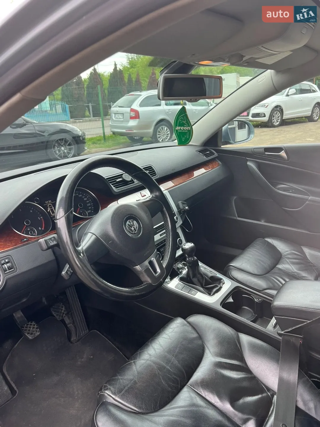 2010 Volkswagen Passat - мініатюра 13
