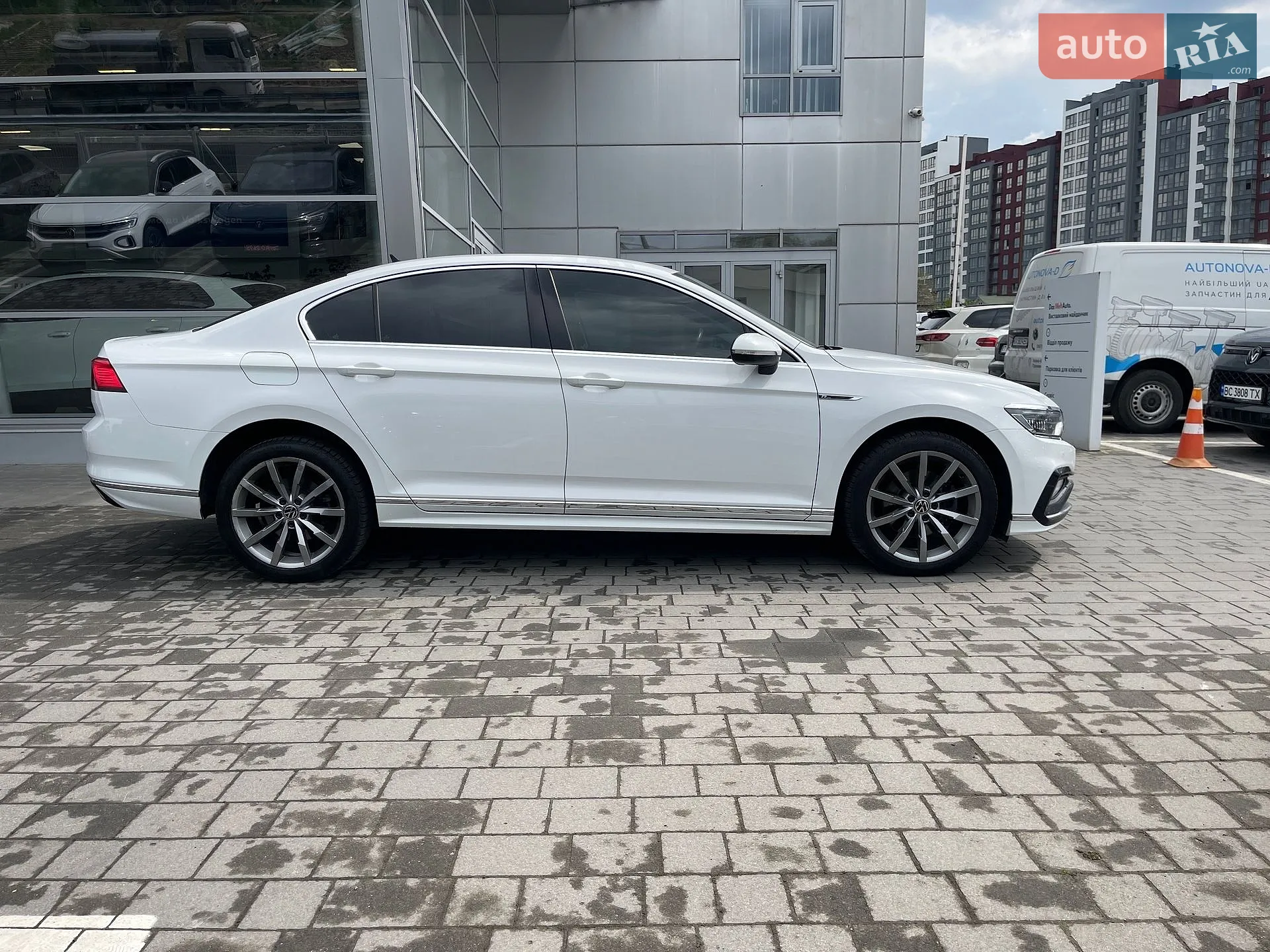 2021 Volkswagen Passat - мініатюра 15