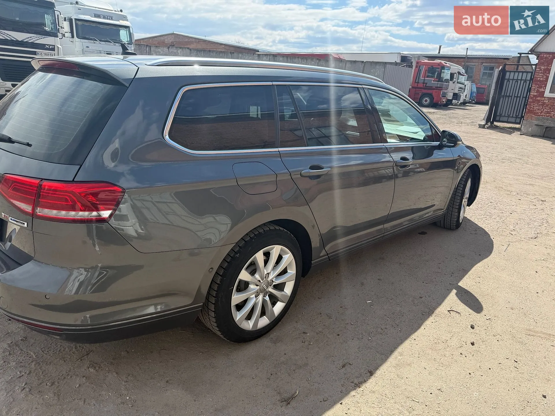 2015 Volkswagen Passat - мініатюра 5