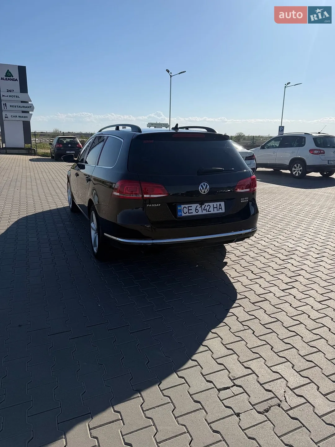 2011 Volkswagen Passat - мініатюра 3
