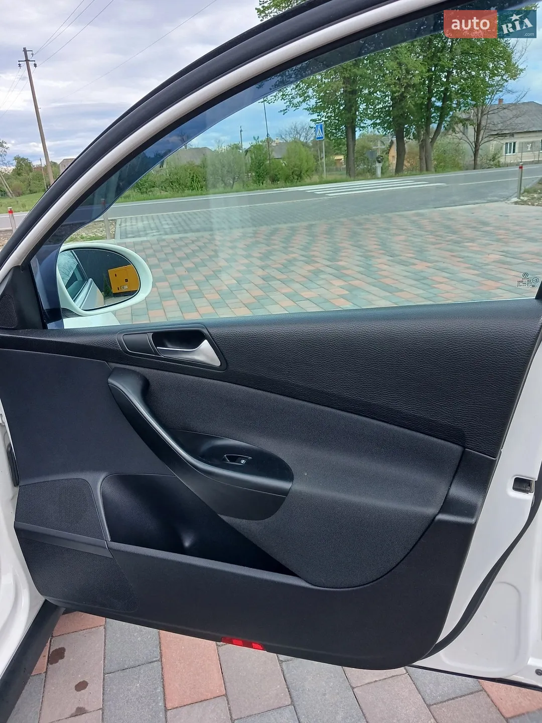 2010 Volkswagen Passat - мініатюра 4