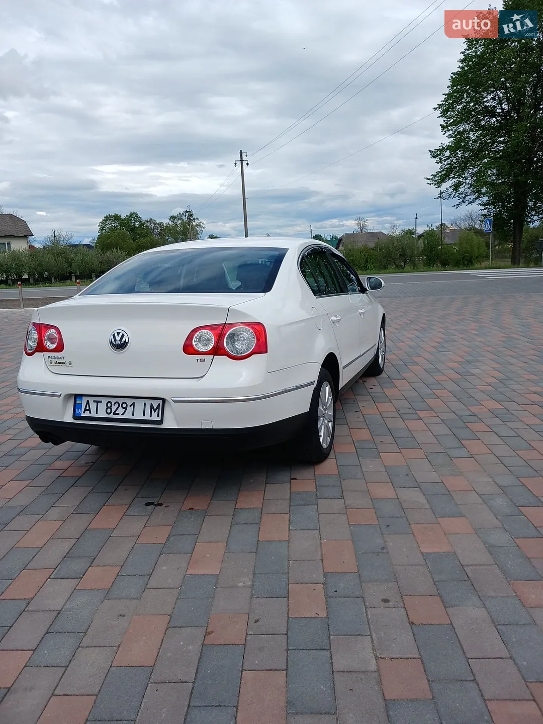 2010 Volkswagen Passat - мініатюра 9