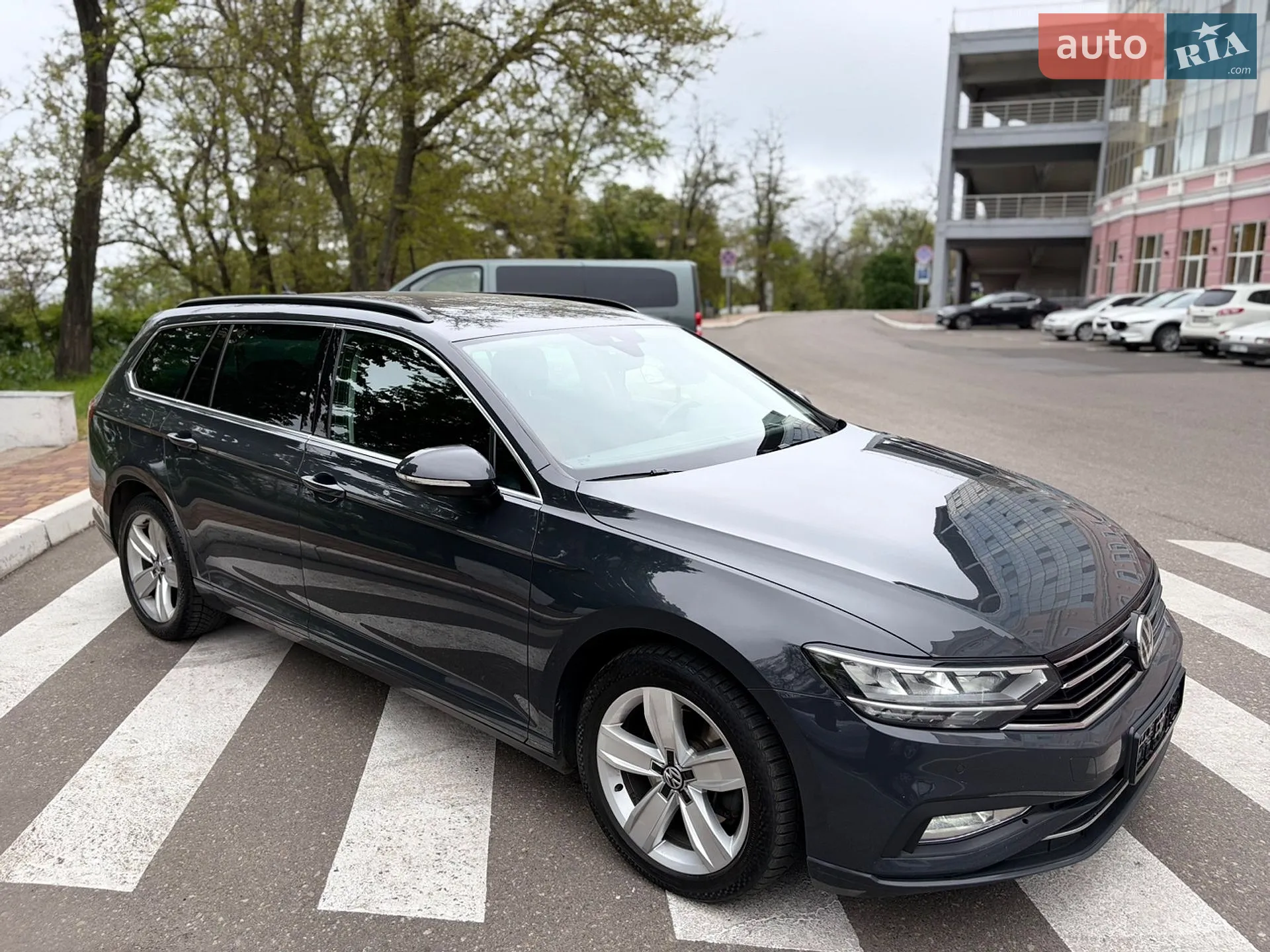 2019 Volkswagen Passat - мініатюра 16