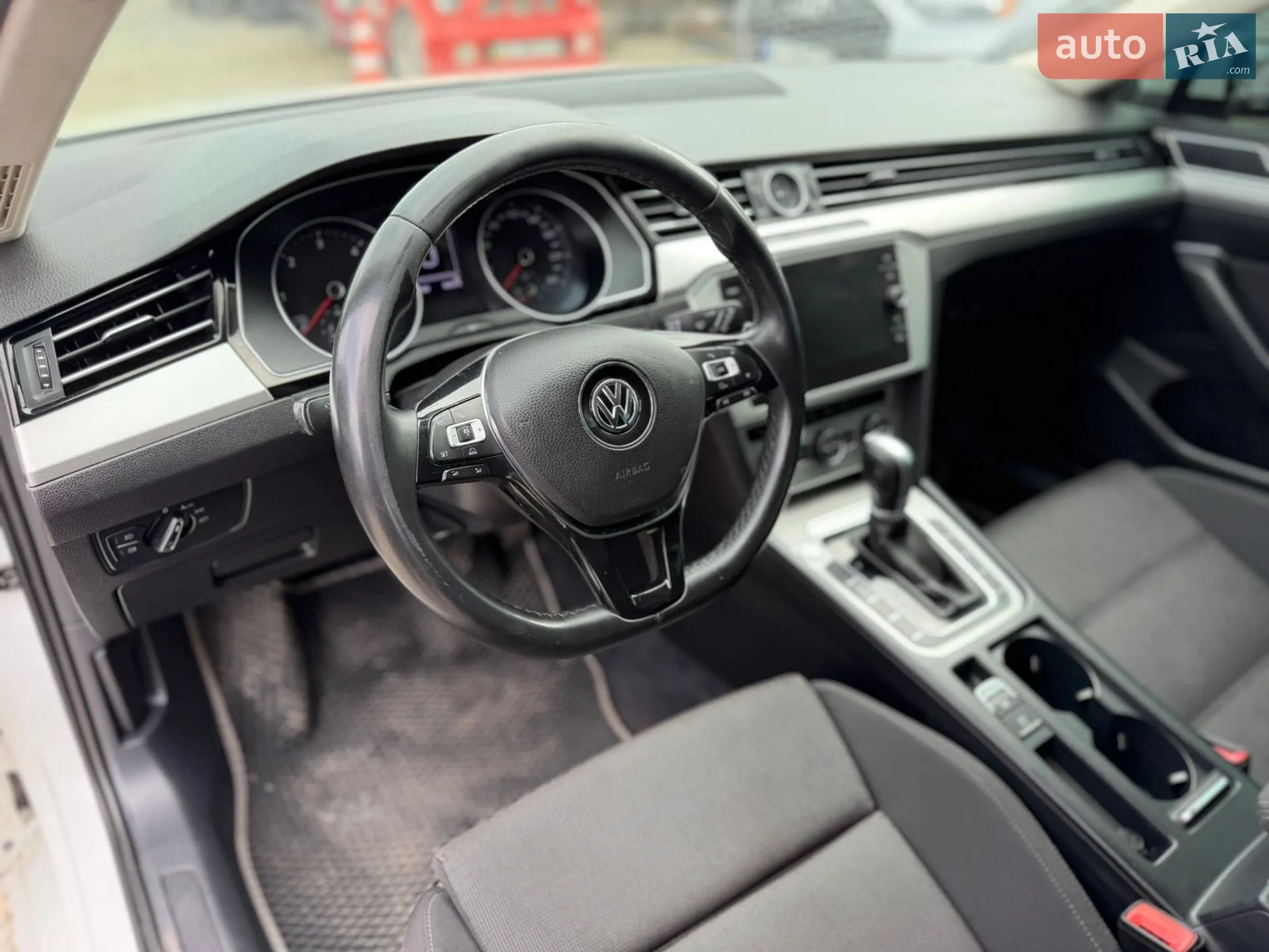 2017 Volkswagen Passat - мініатюра 17