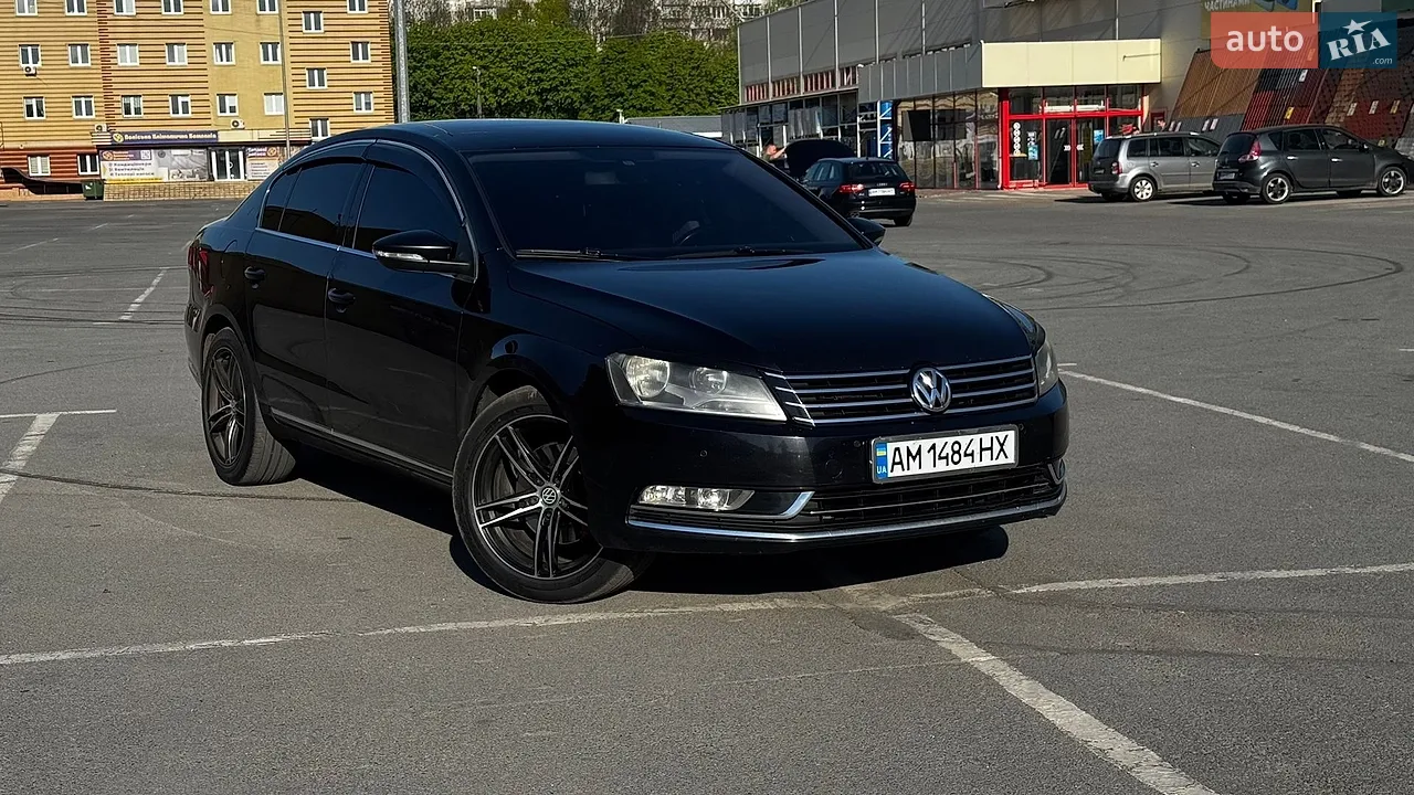 2013 Volkswagen Passat - мініатюра 26