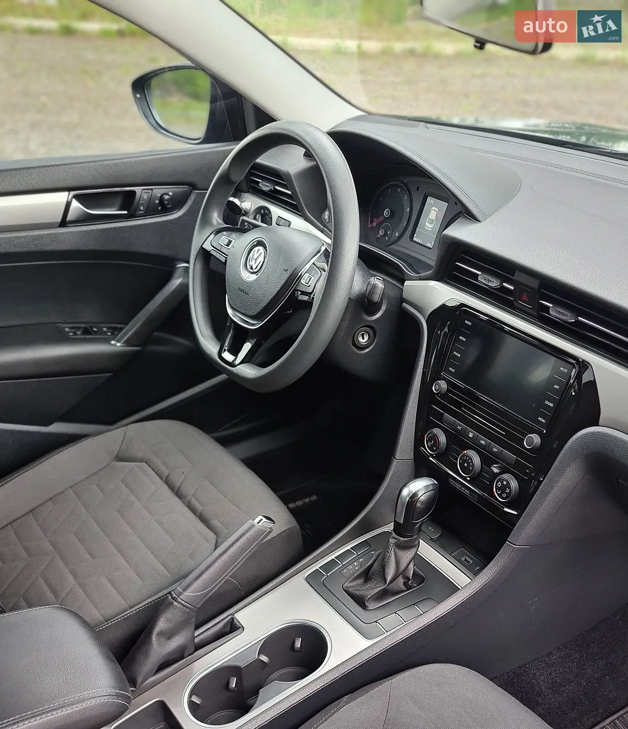 2019 Volkswagen Passat - мініатюра 25