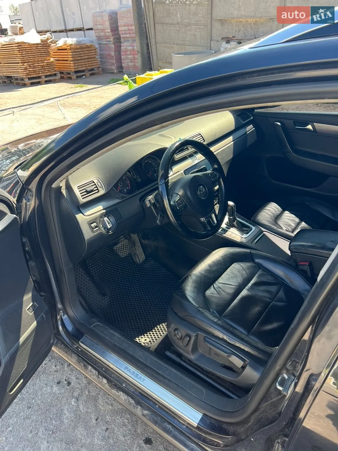 2011 Volkswagen Passat - мініатюра 6