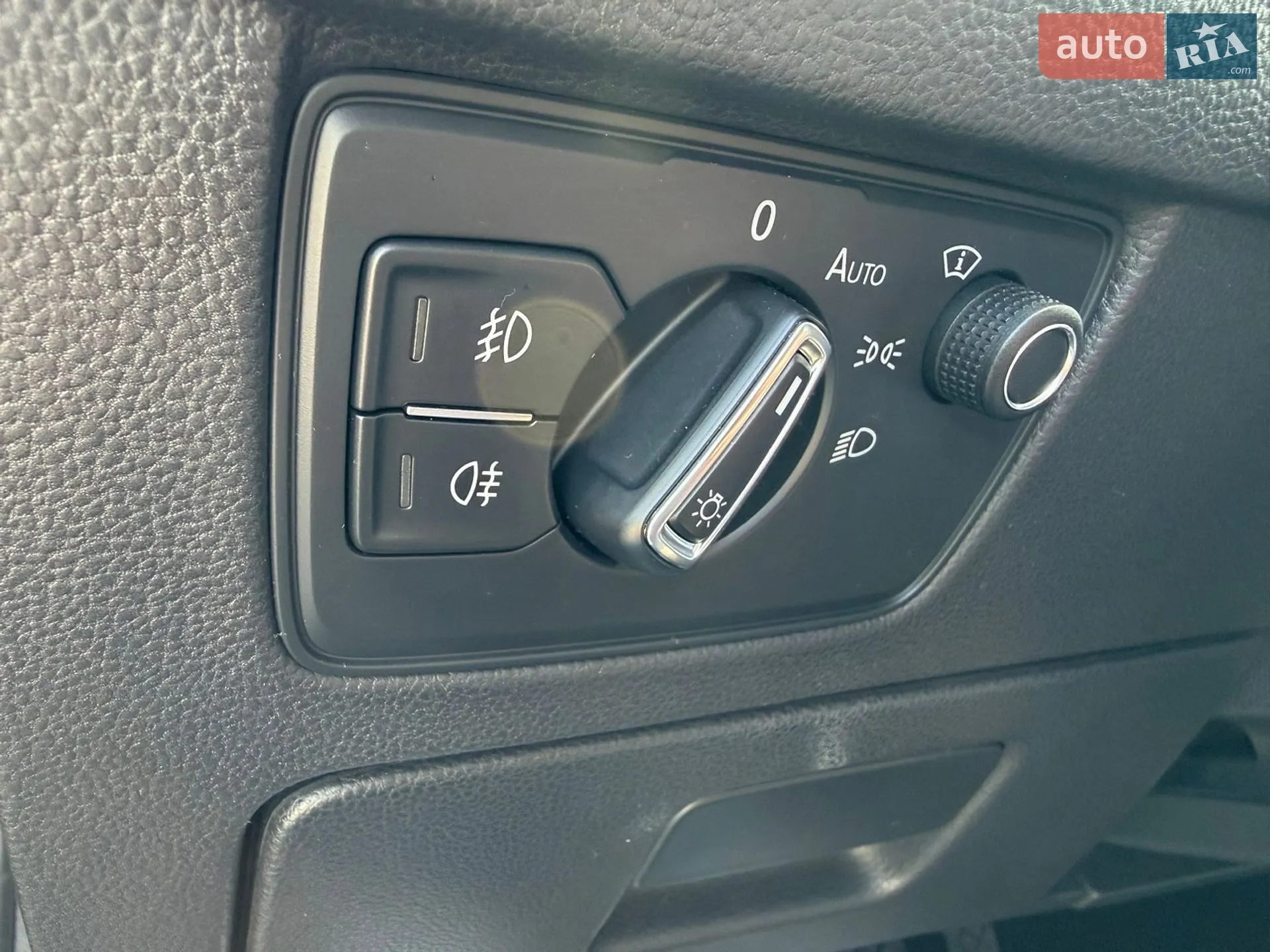 2016 Volkswagen Passat - мініатюра 29