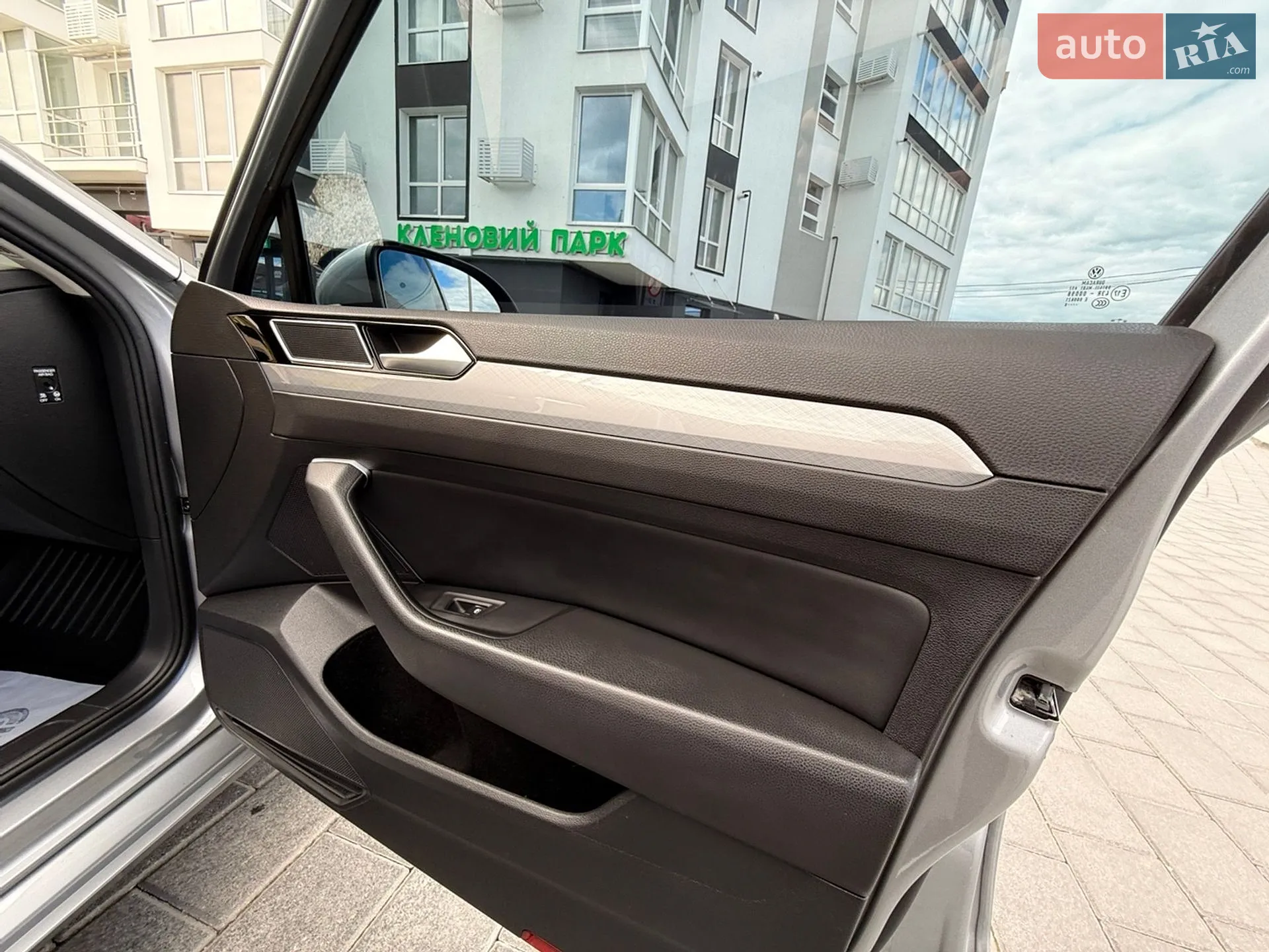 2020 Volkswagen Passat - мініатюра 28