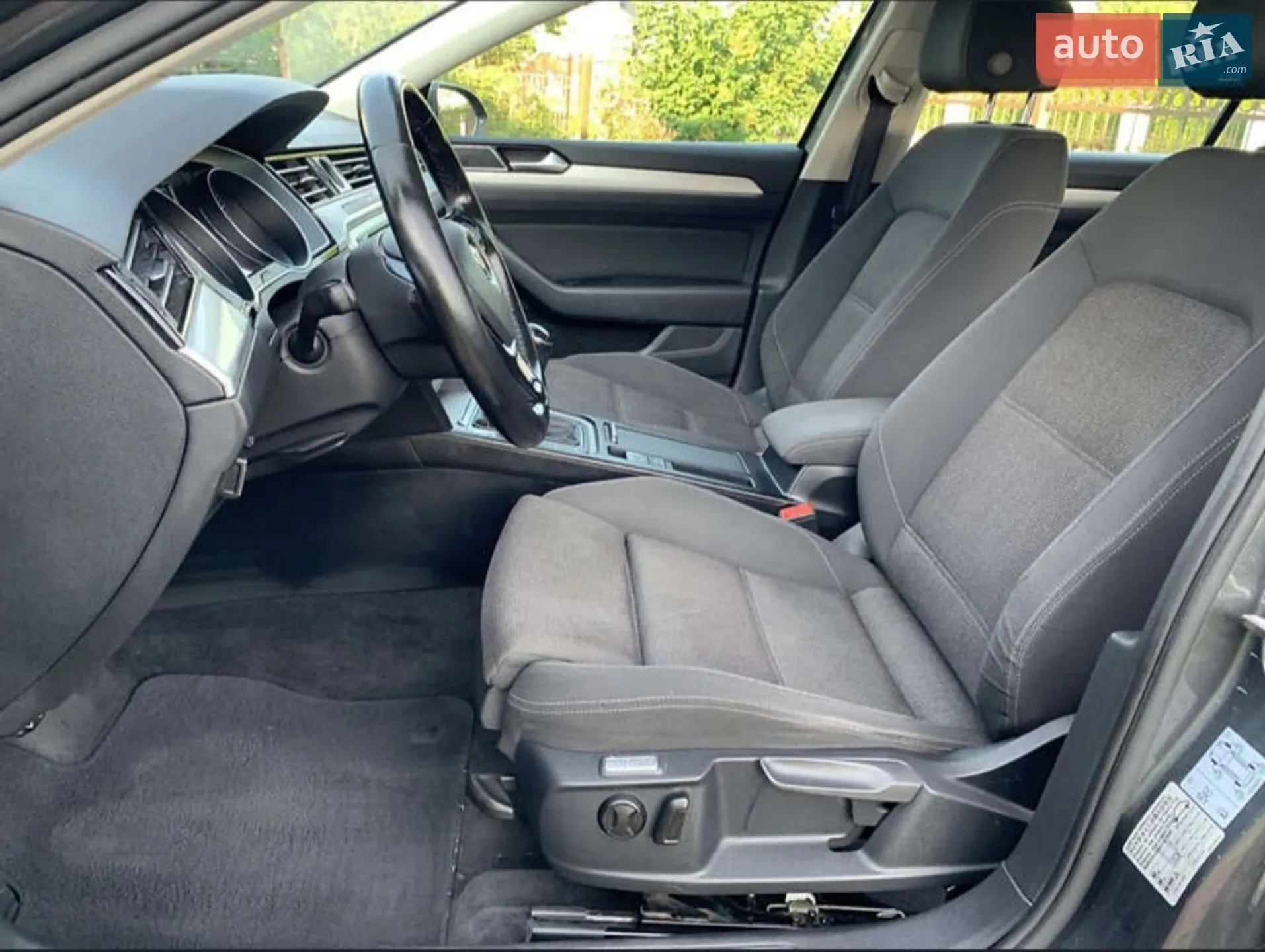 2016 Volkswagen Passat - мініатюра 15