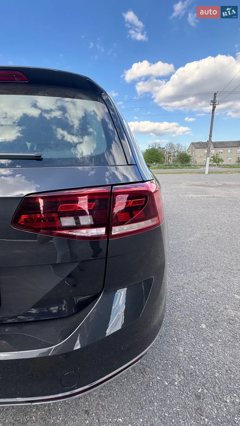 2019 Volkswagen Passat - мініатюра 17