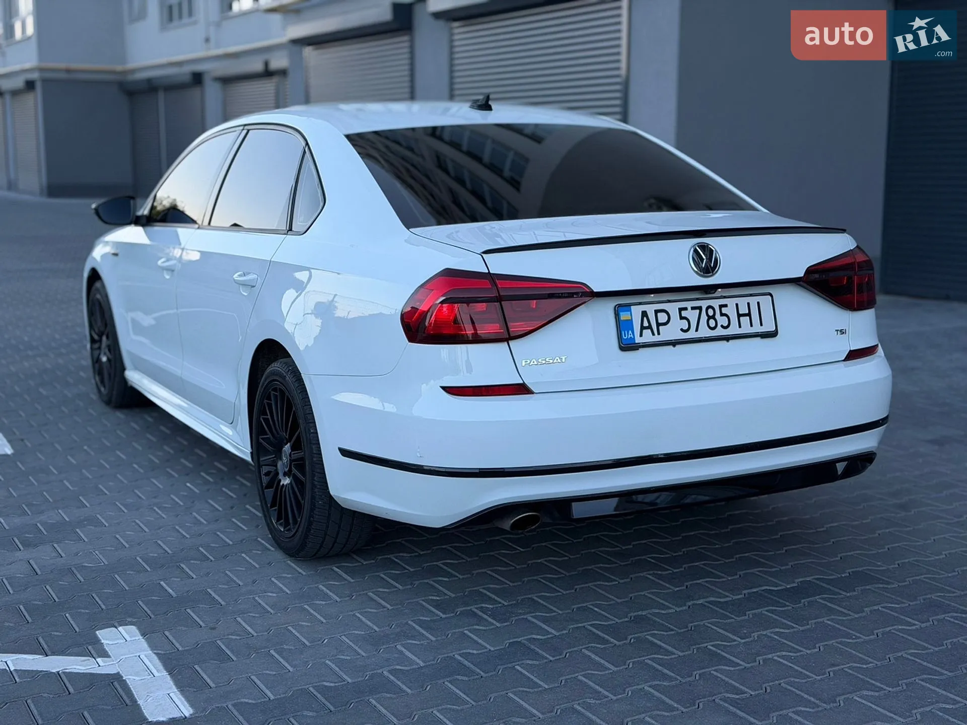 2017 Volkswagen Passat - мініатюра 10