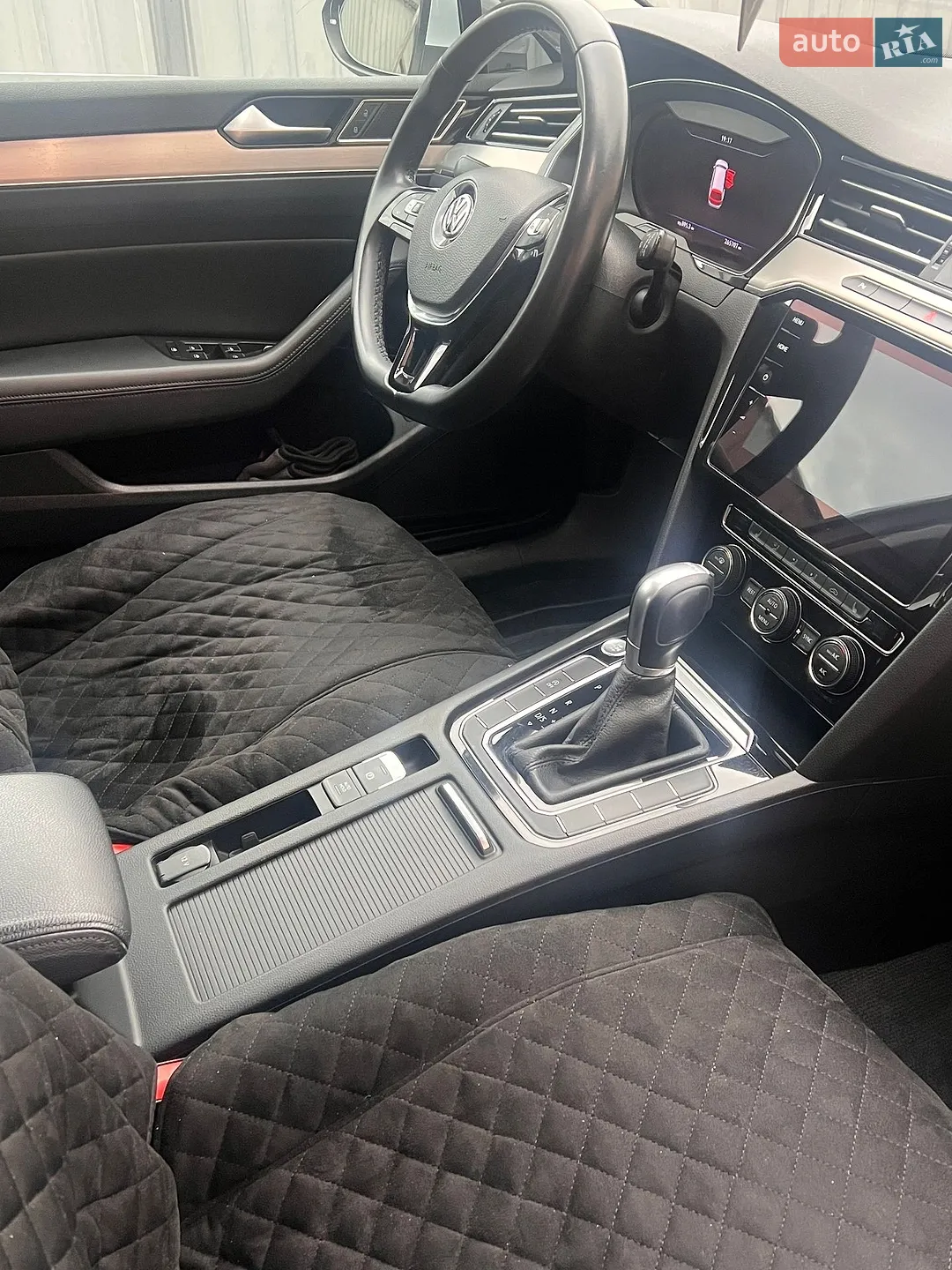 2018 Volkswagen Passat - мініатюра 13
