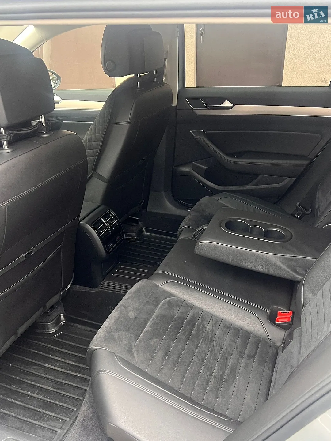 2018 Volkswagen Passat - мініатюра 11